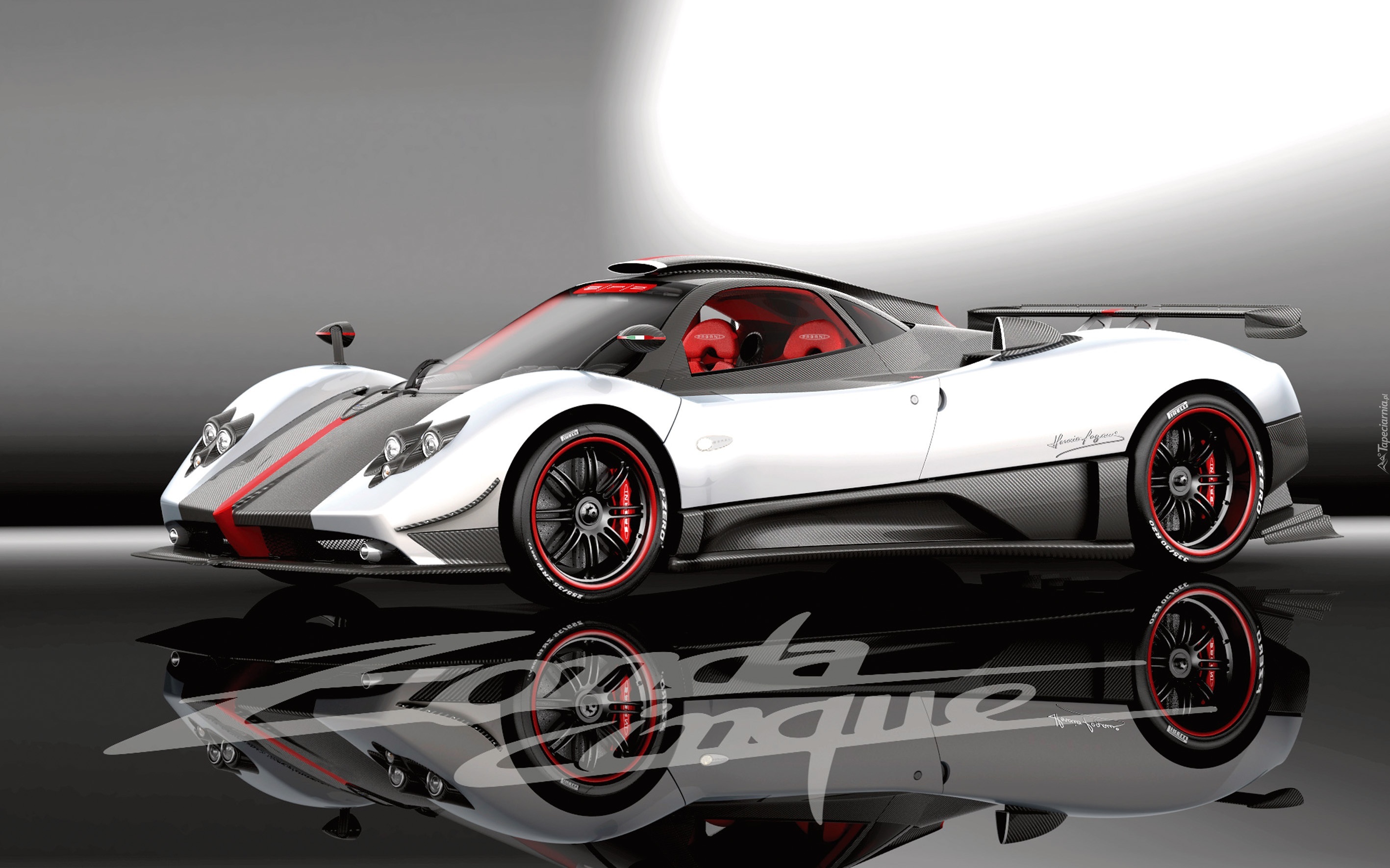 Pagani Zonda Cinque, Czerwone, Wykończenie