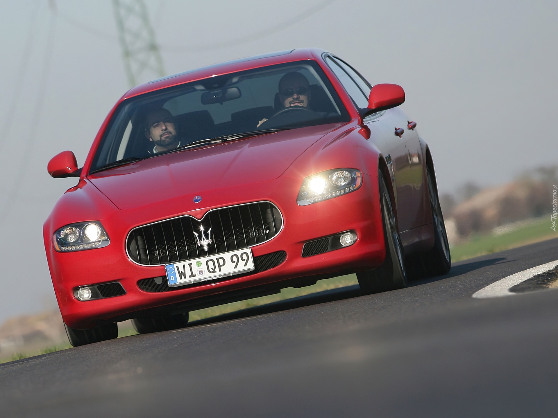 Czerwone, Maserati Quattroporte Sport GT