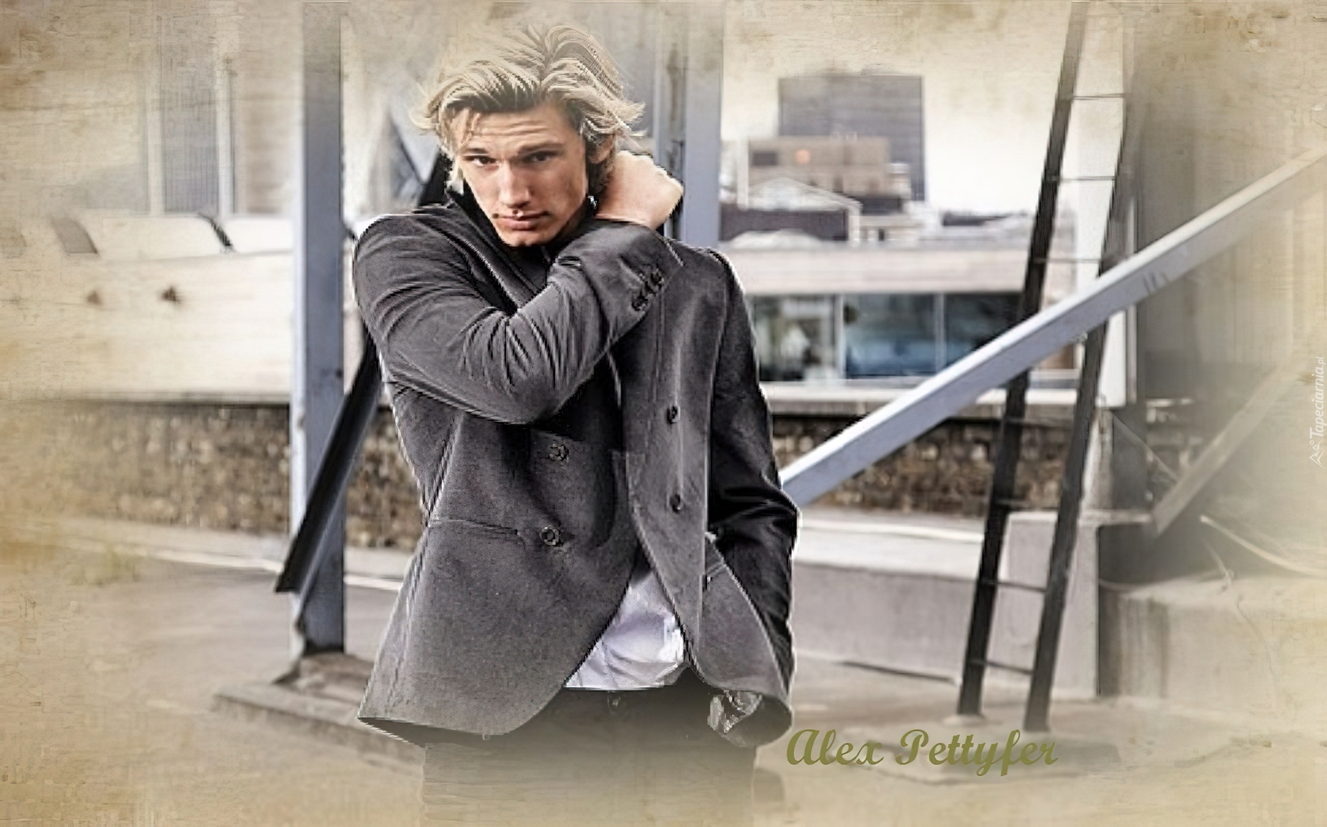 Aktor, Alex Pettyfer