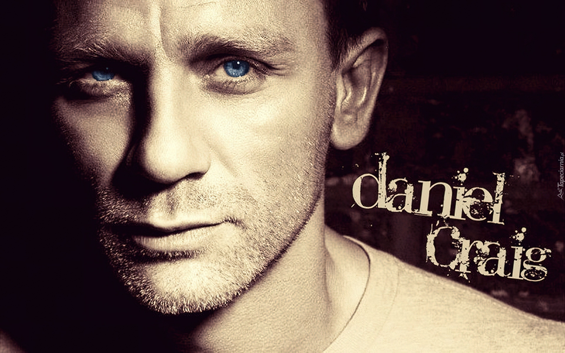 Daniel Craig