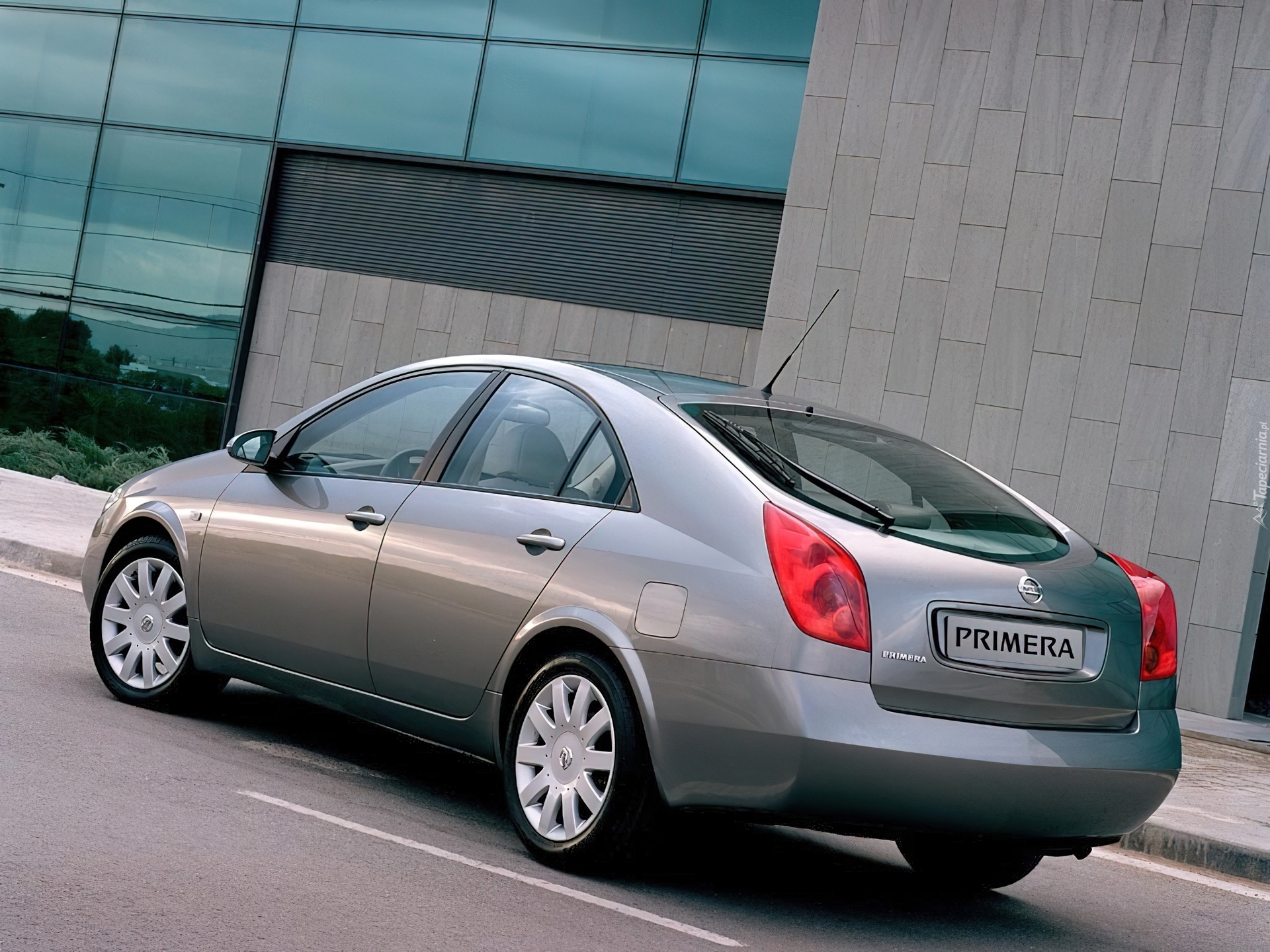 Nissan Primera, Lampy Tył