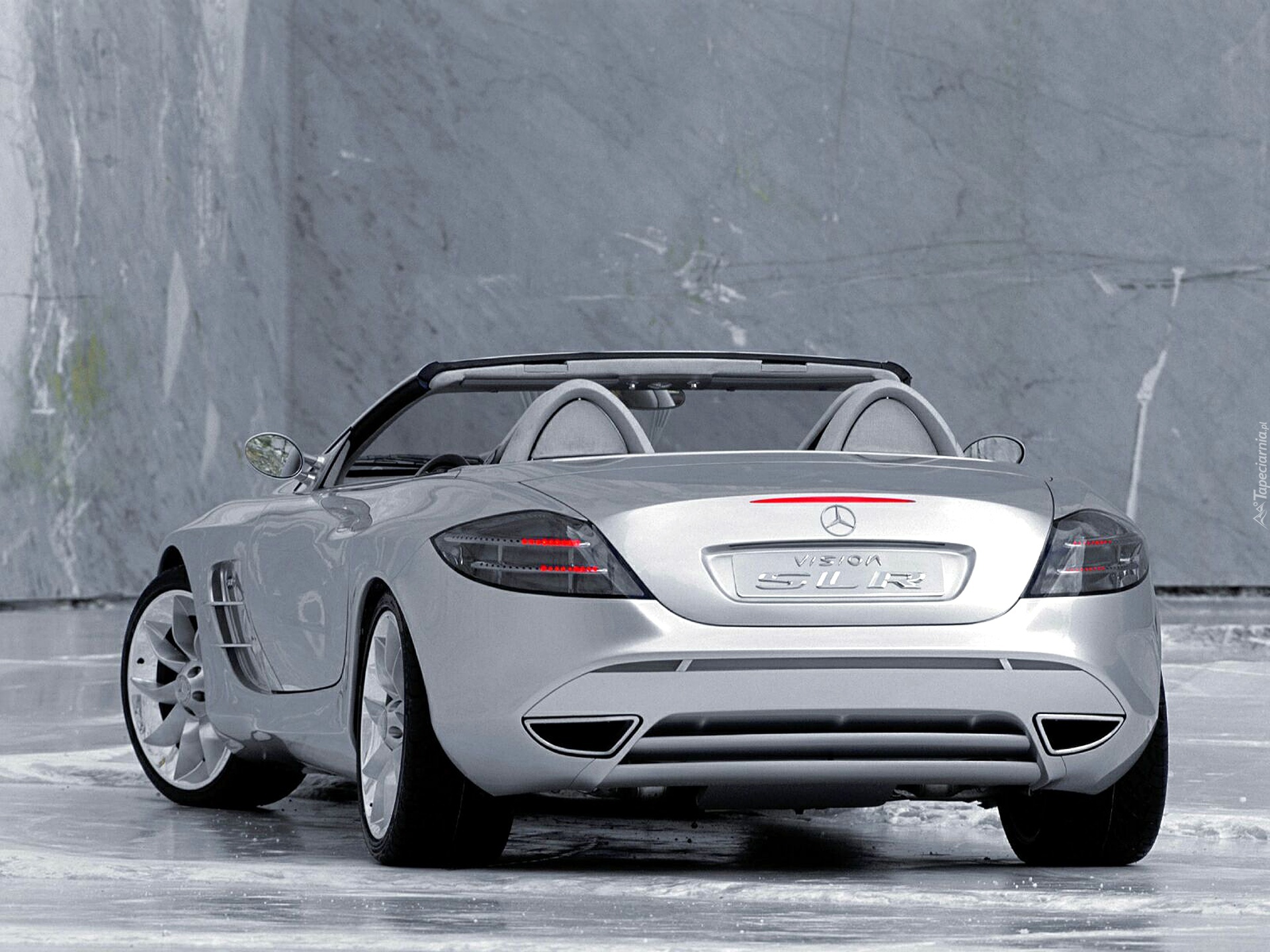 Mercedes SLR, Tył