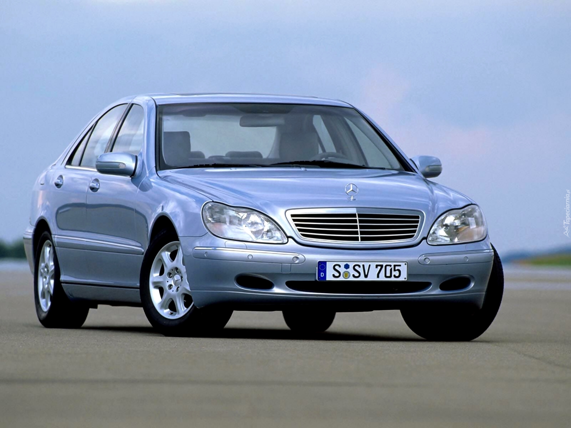 Mercedes, Jasny Niebieski Metalik
