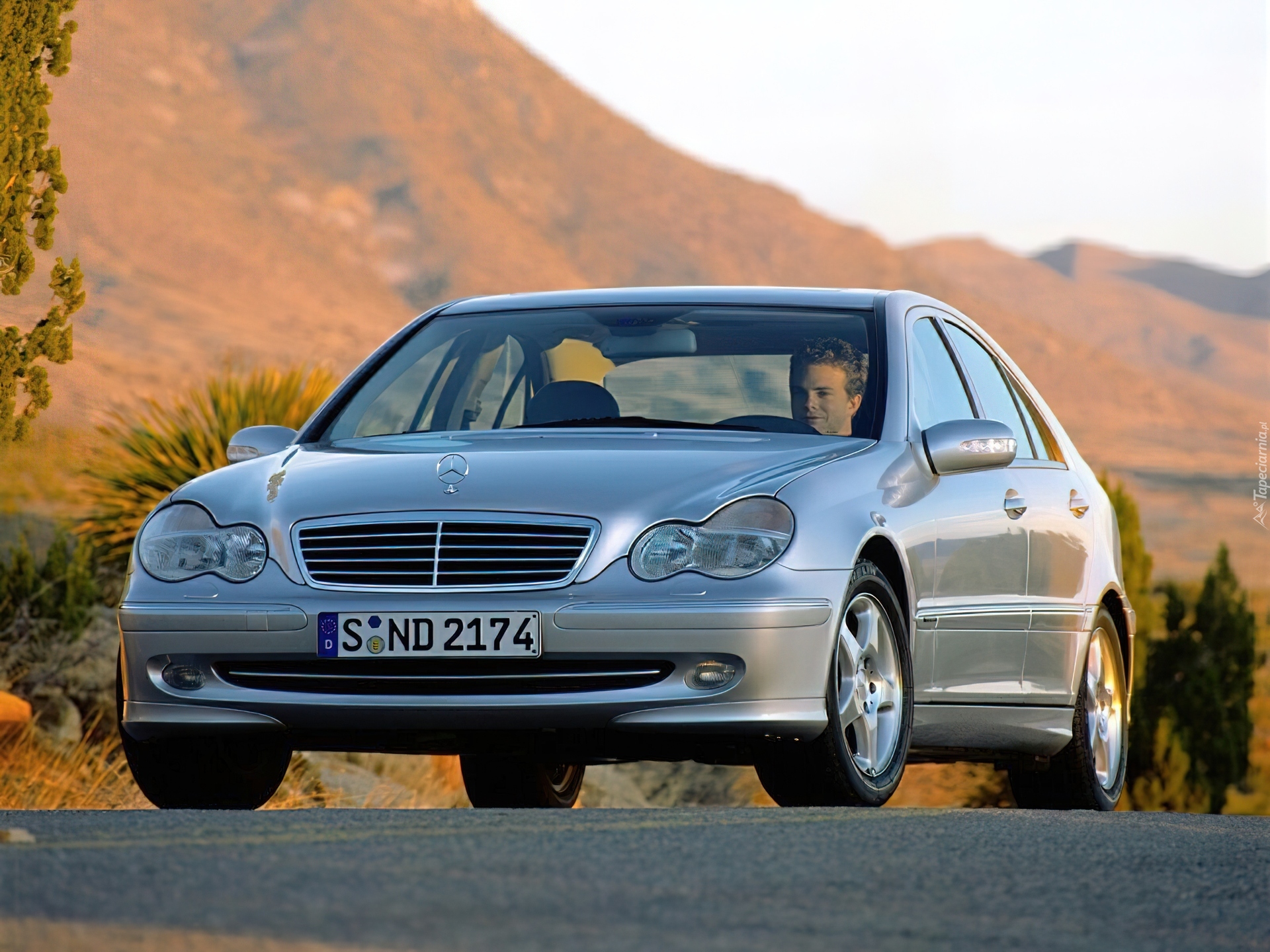 Мерседес бенц 2000 года. Mercedes-Benz w203 2000. Мерседес Бенц w203. Mercedes Benz c class w203. Mercedes-Benz w203 2002.