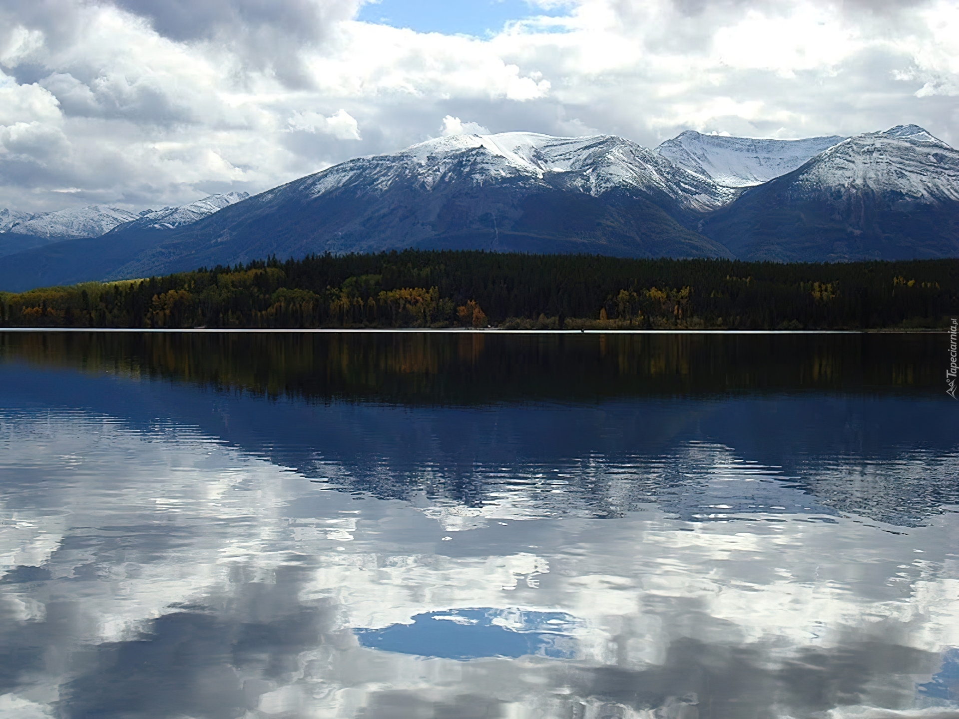 Kanada, Góry, Jezioro