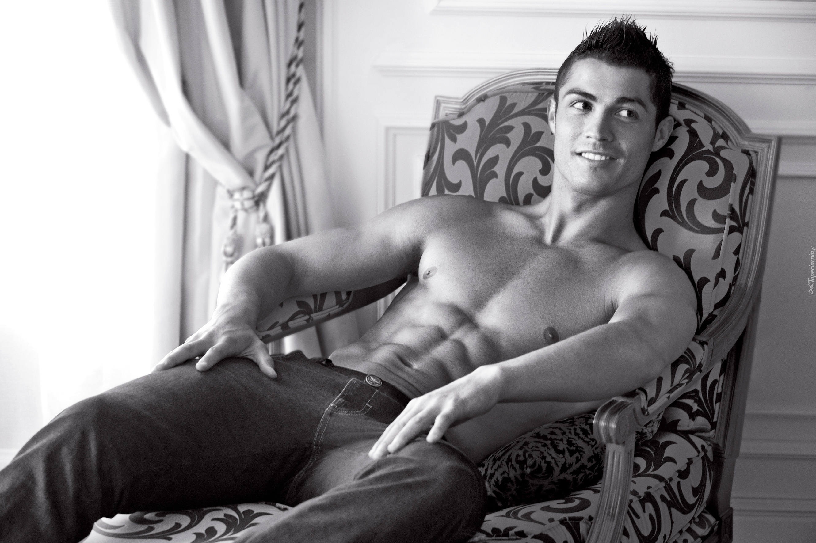 Cristiano Ronaldo, Fotel