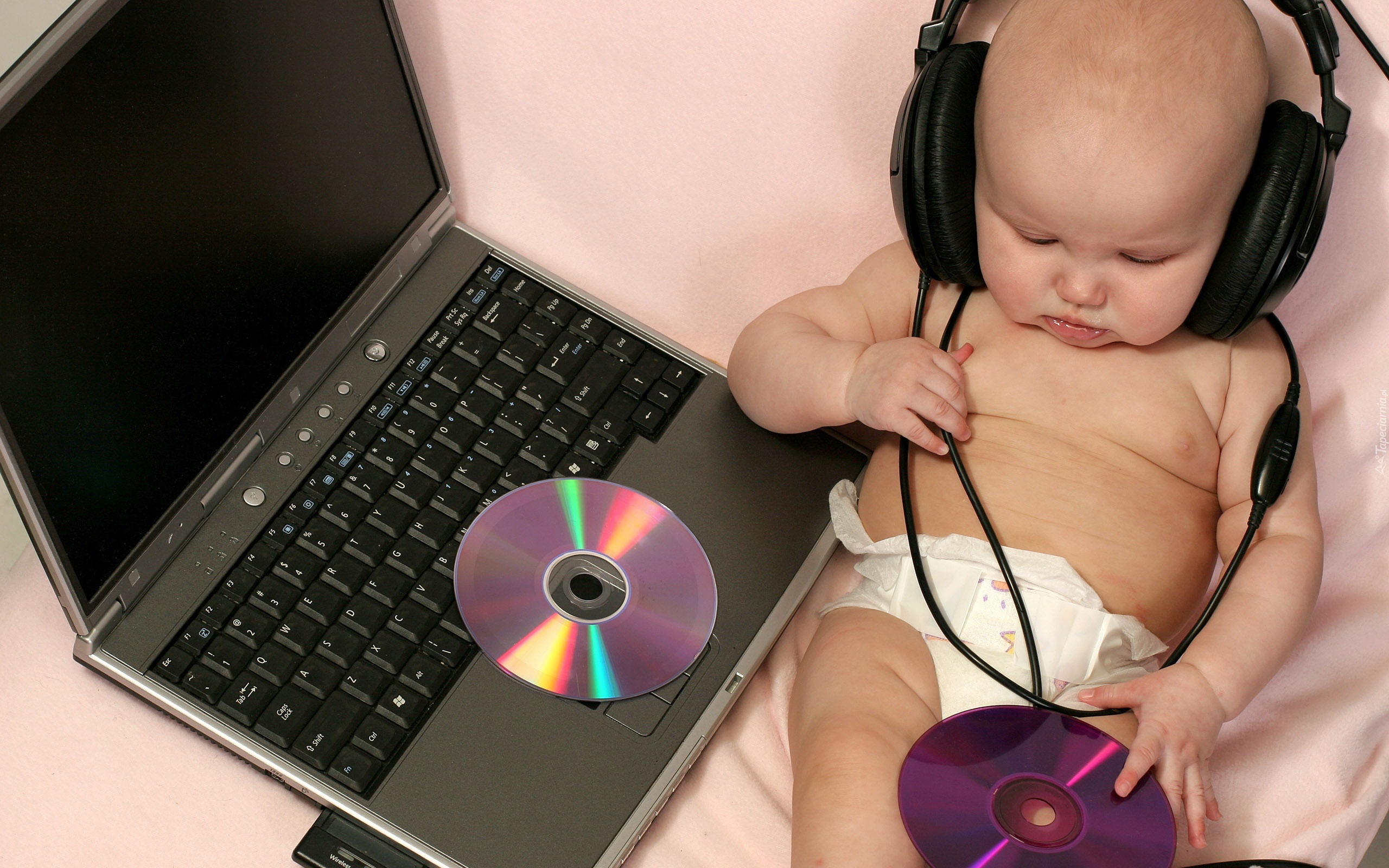 Dziecko, DJ, Laptop