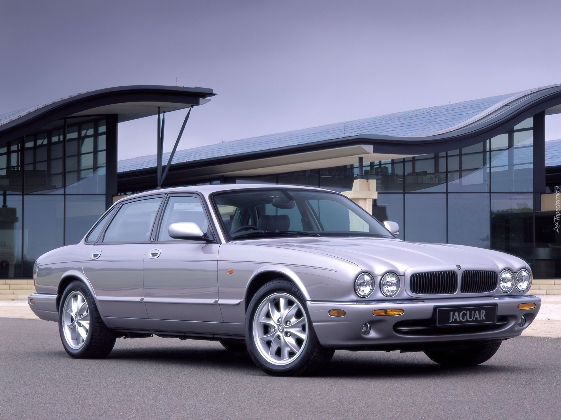 Srebrny, Jaguar X-Type