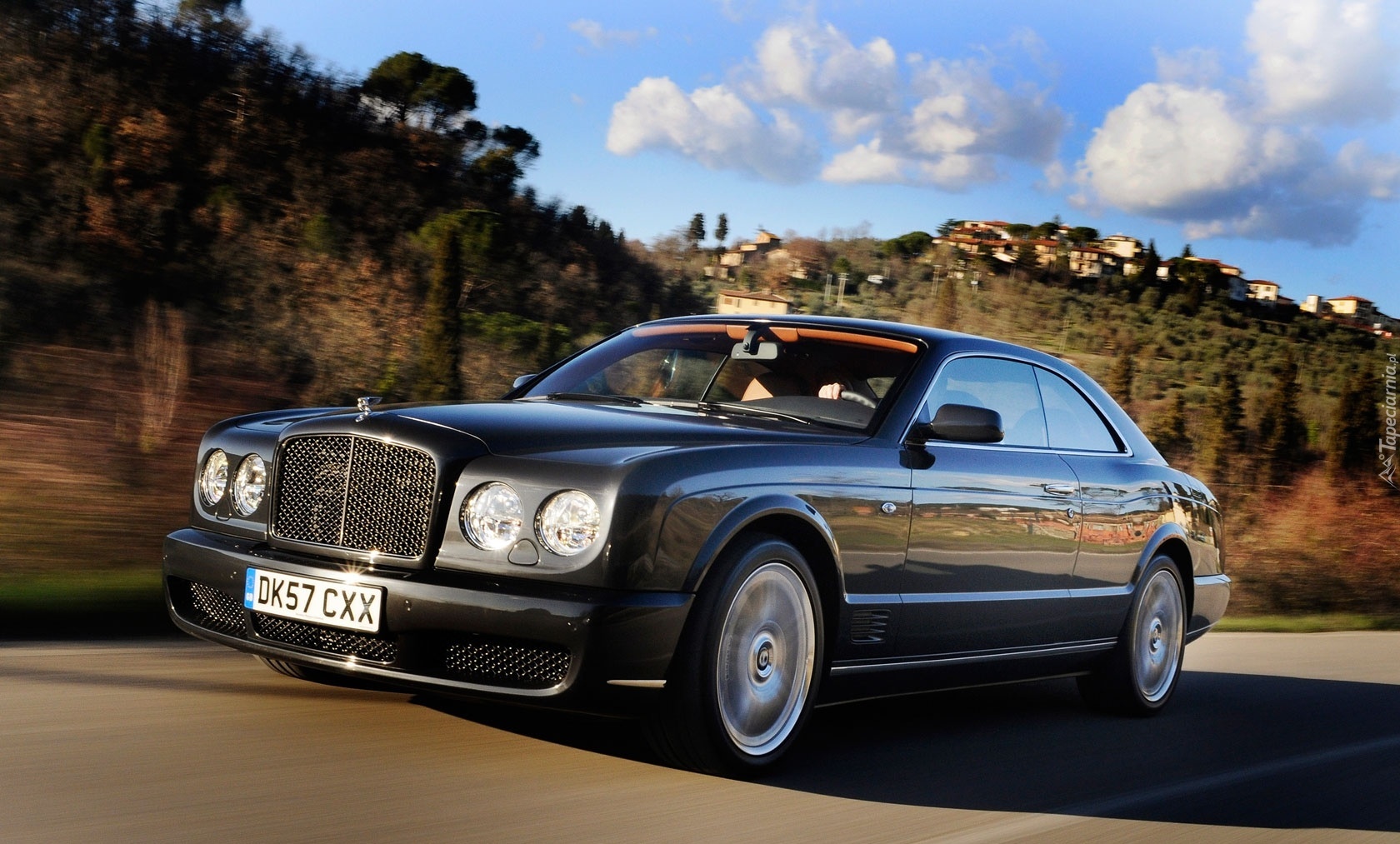 Czarny, Bentley Brooklands