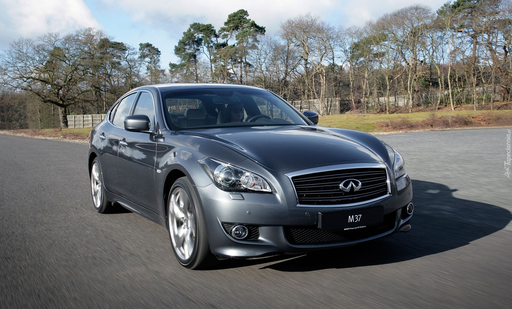 Infiniti M37