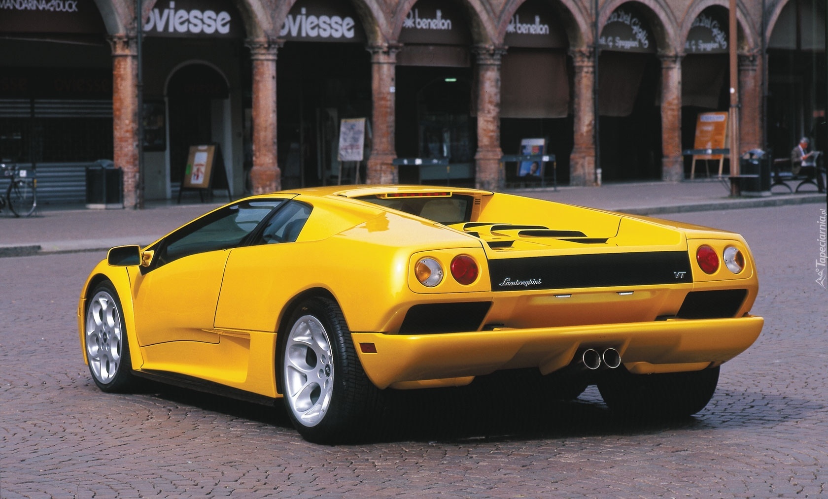 Lamborghini Diablo, Rura, Wydechowa