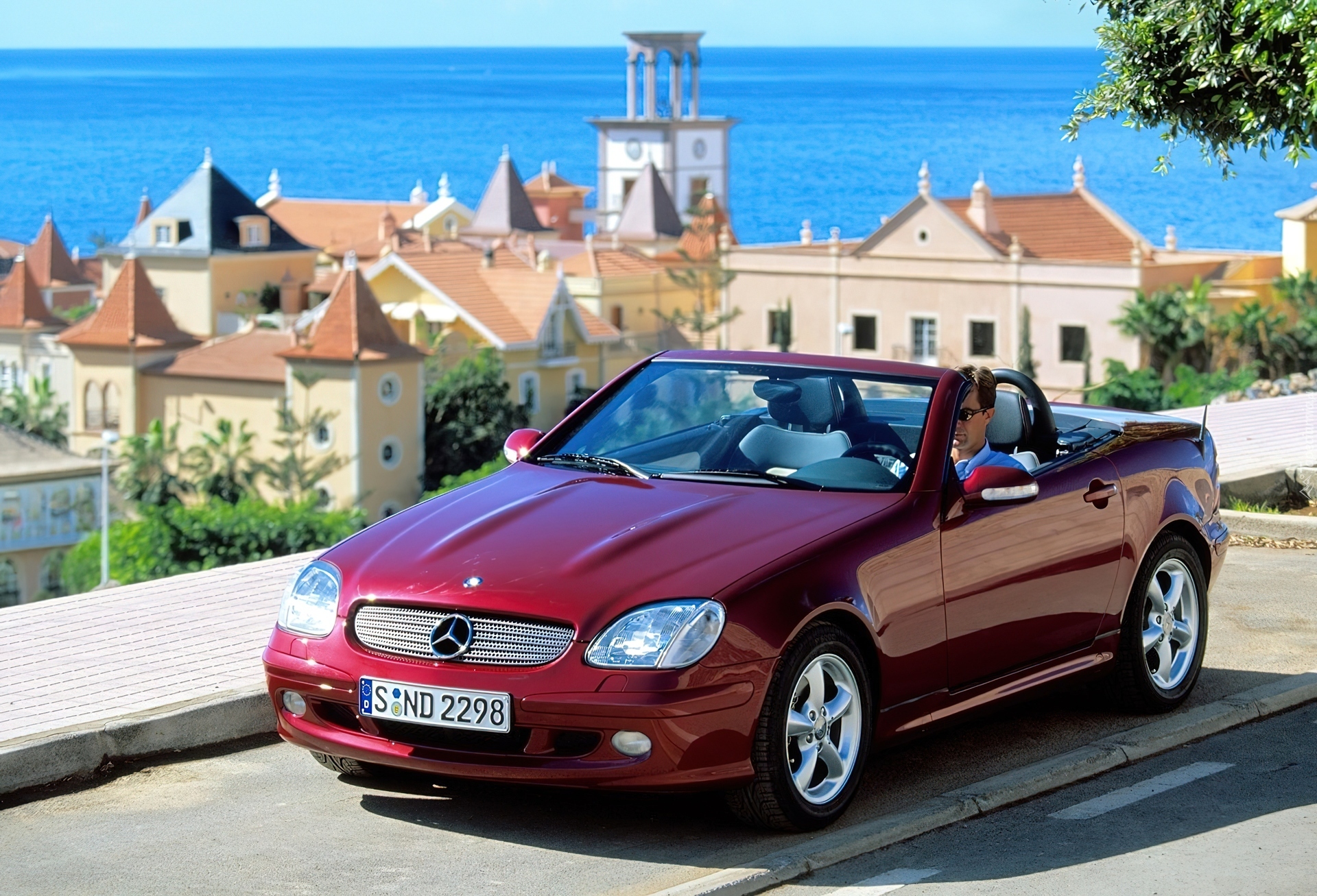 Bordowy, Mercedes SLK 320