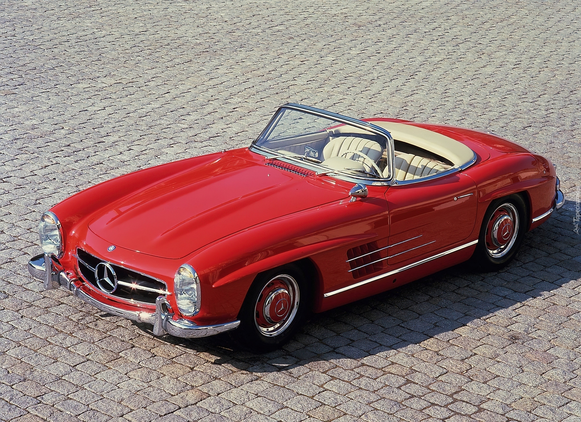 Czerwony, Mercedes Benz SL