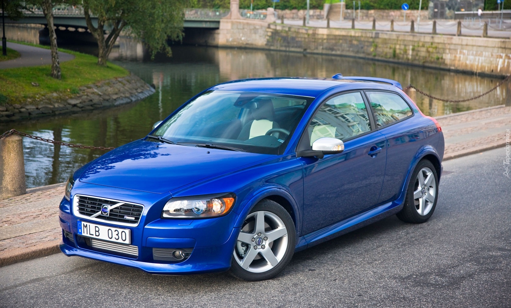 Niebieskie, Volvo C 30 R