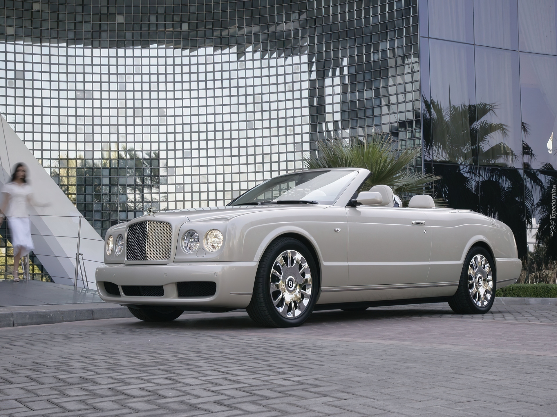 Reprezentacyjny, Bentley Azure
