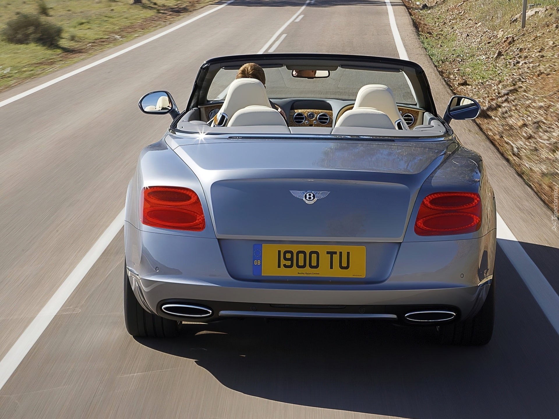 Bentley Continental GTC, Jasne, Skóry