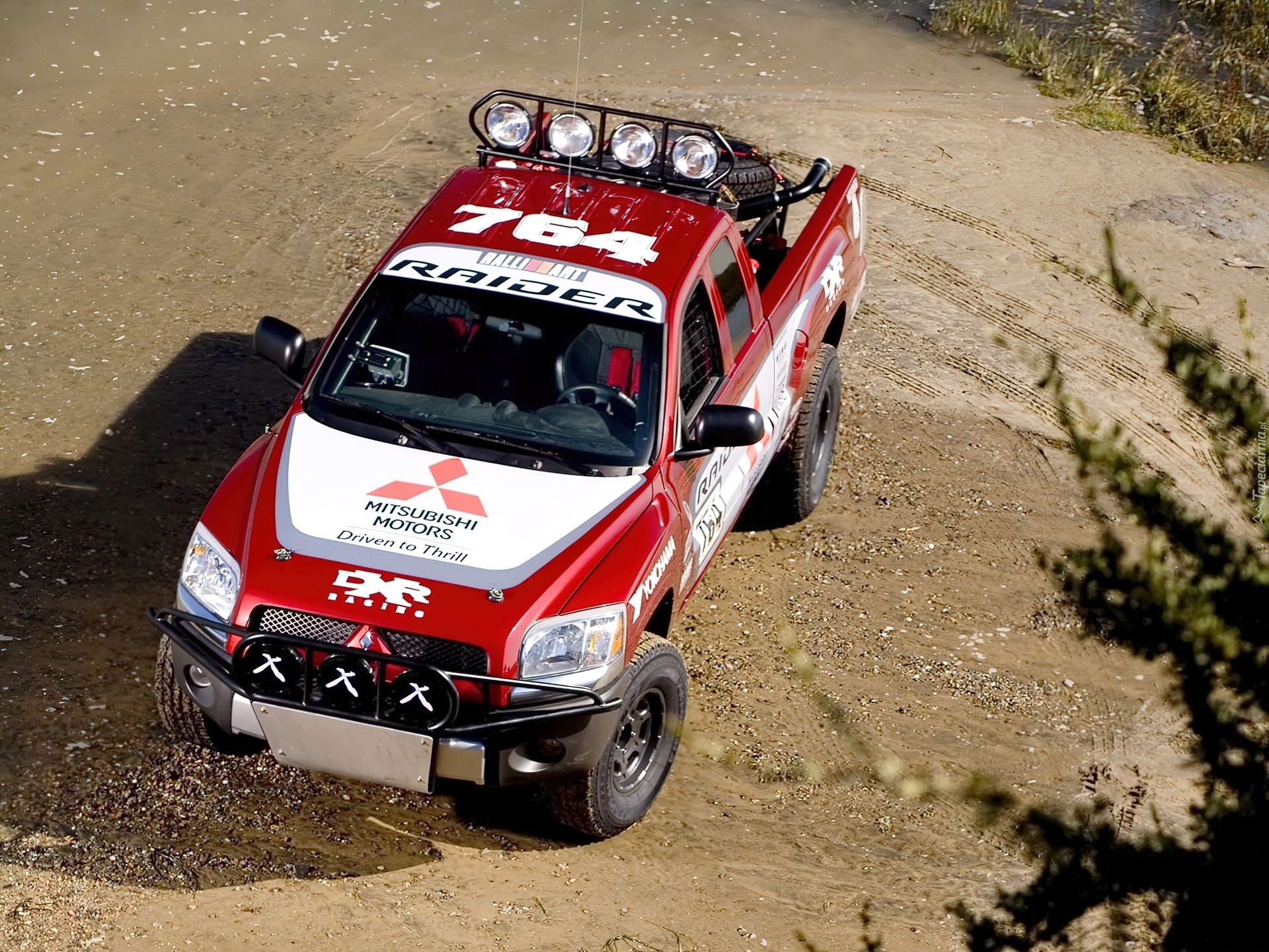 Mitsubishi Baja Raider