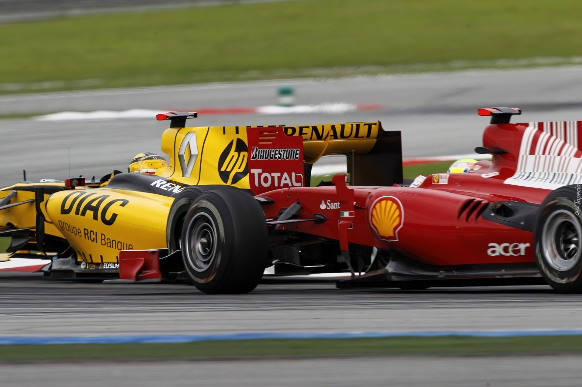 Marlboro Scuderia Ferrari, Renault F1 Team