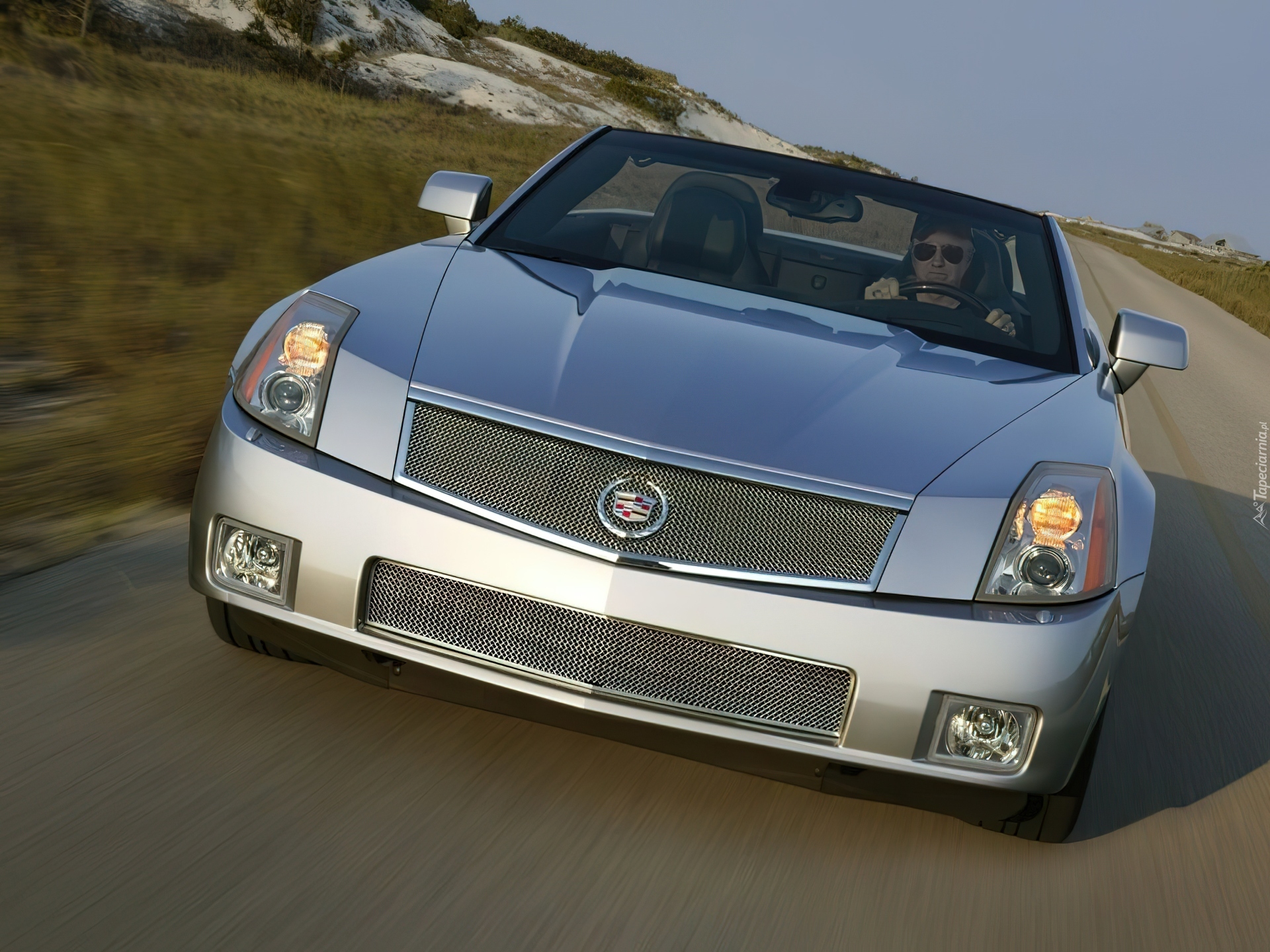 Srebrny, Cadillac XLR