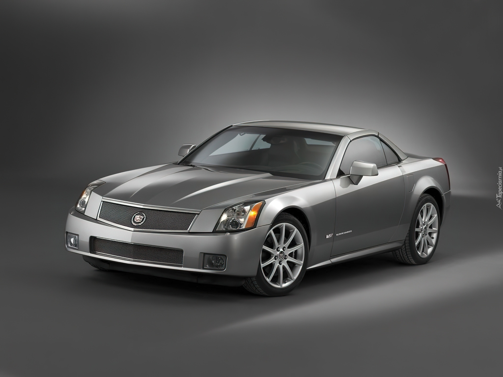 Srebrny, Cadillac XLR