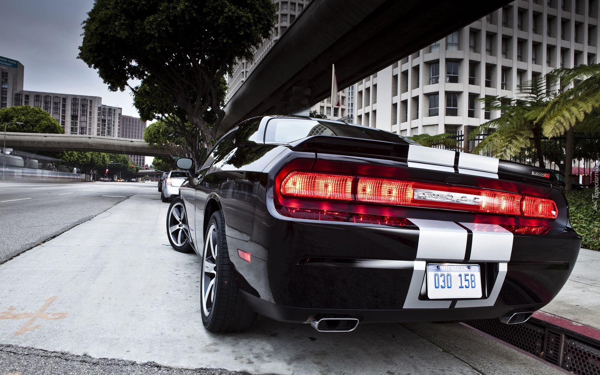 Dodge Challenger SRT8