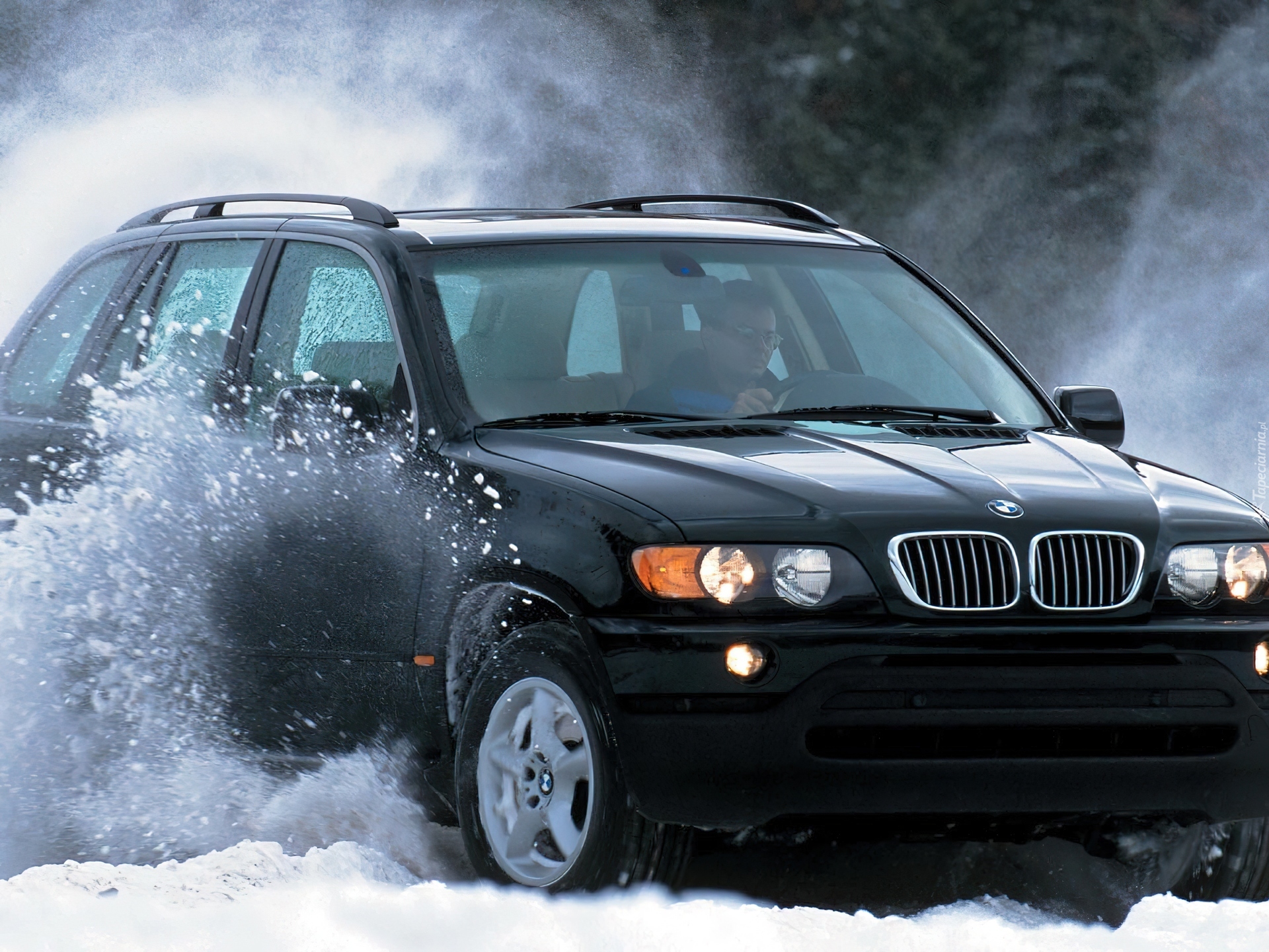 Bmw X5, Woda