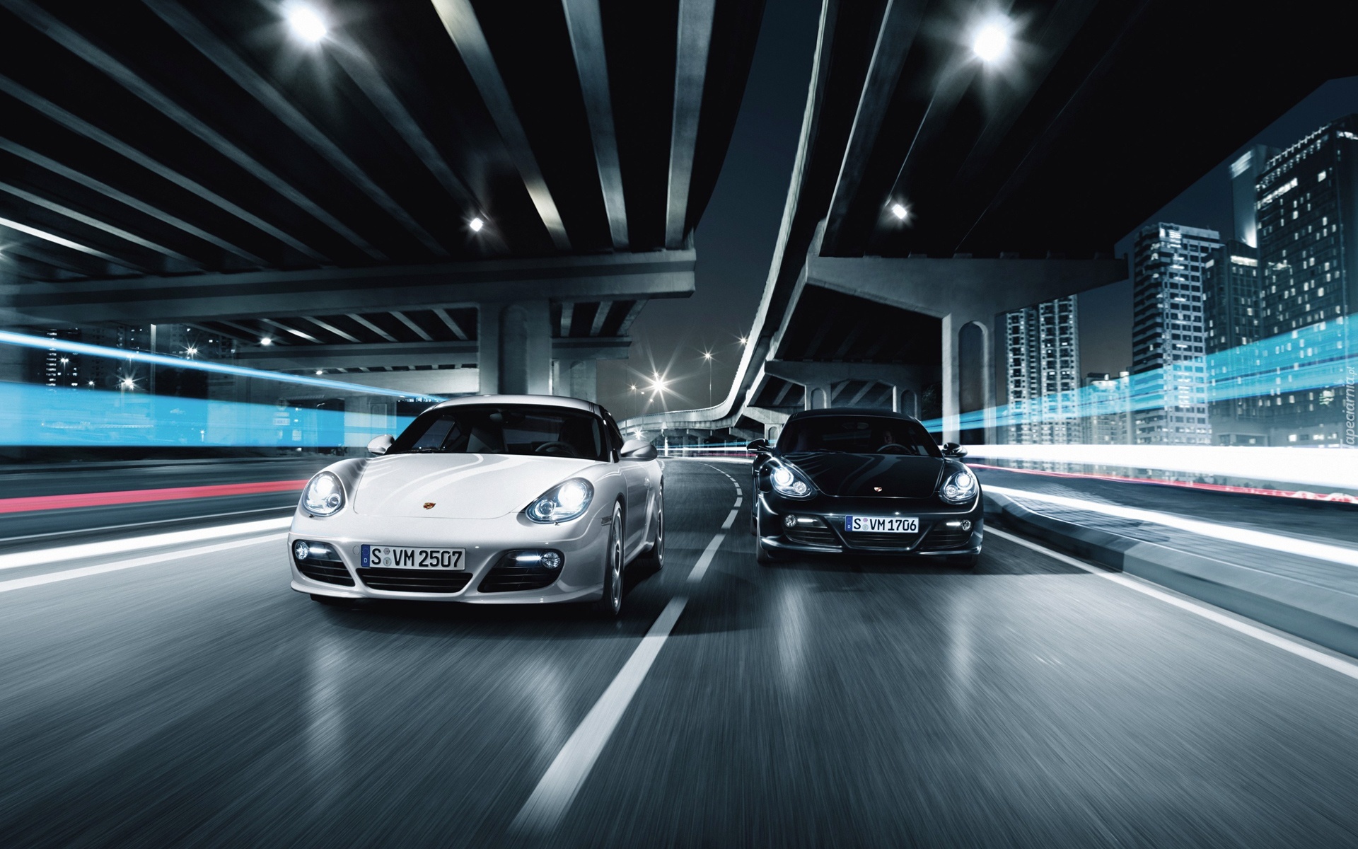 Dwa, Porsche Cayman