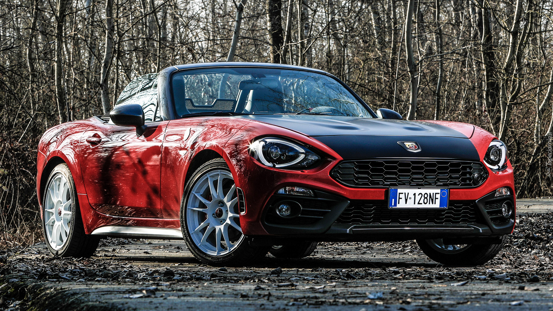 Czerwono-czarny, Abarth 124 Spider