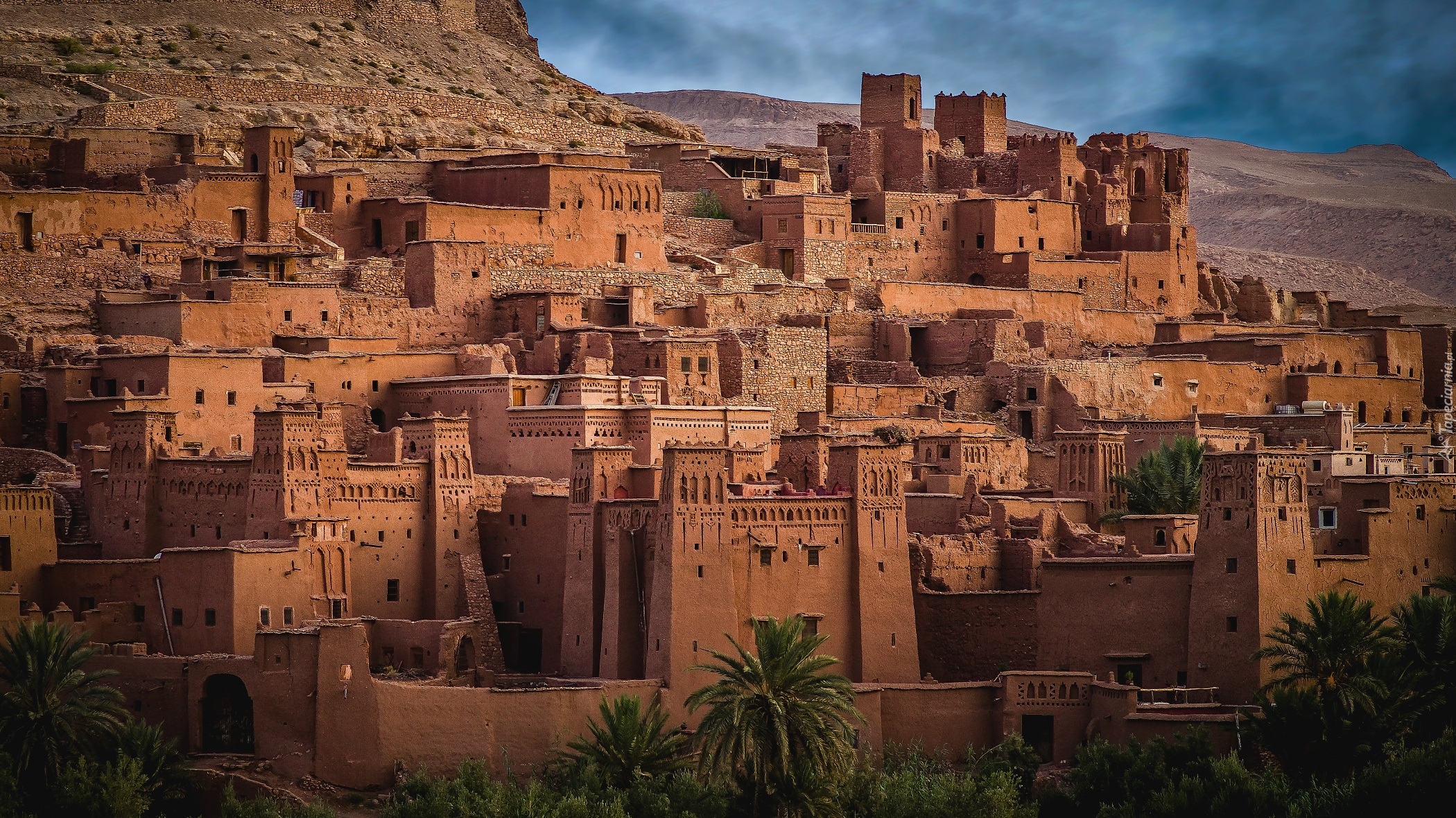 Maroko, Region Sus-Masa-Dara, Osada Ajt Bin Haddu, Palmy, Budowle