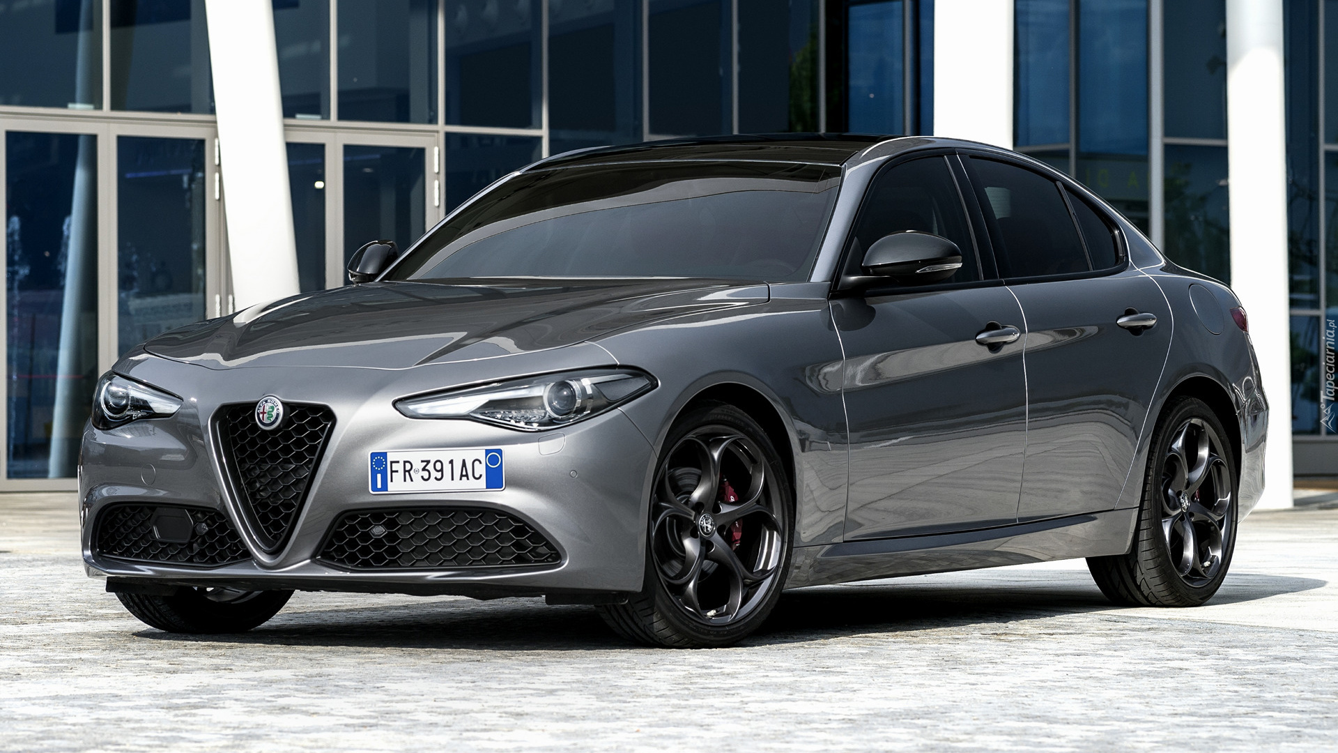 Alfa Romeo Giulia, Przód