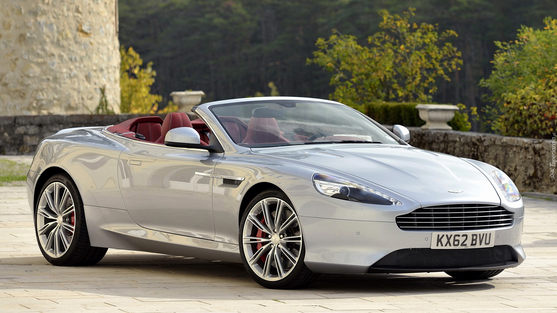 Aston Martin DB9 Volante, Kabriolet