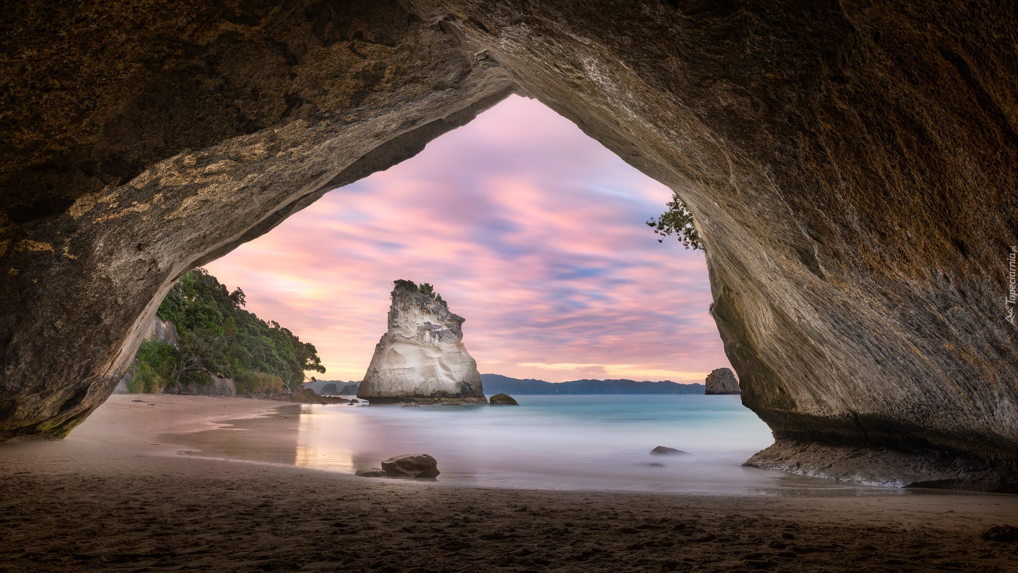 Atrakcja turystyczna, Cathedral Cove, Jaskinia, Zachód słońca, Morze, Skały, Półwysep Coromandel, Region Waikato, Nowa Zelandia