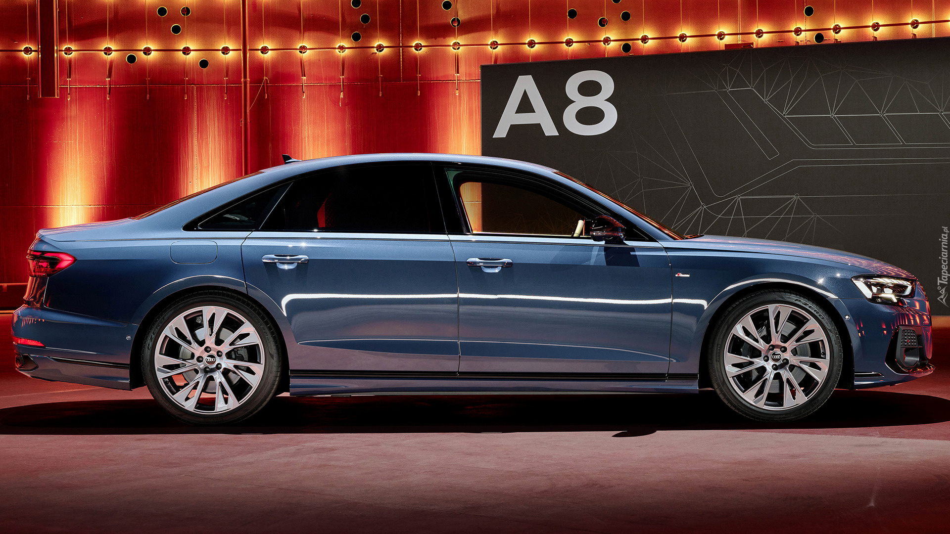 Audi A8 S, Bok