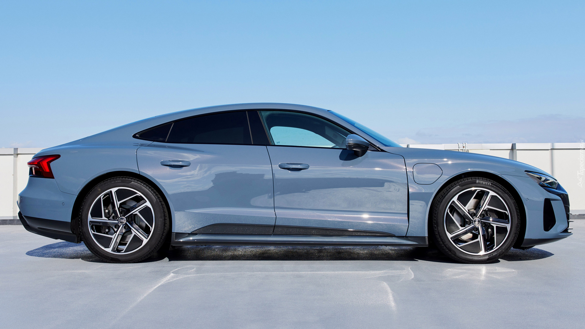 Audi e-Tron G, Bok