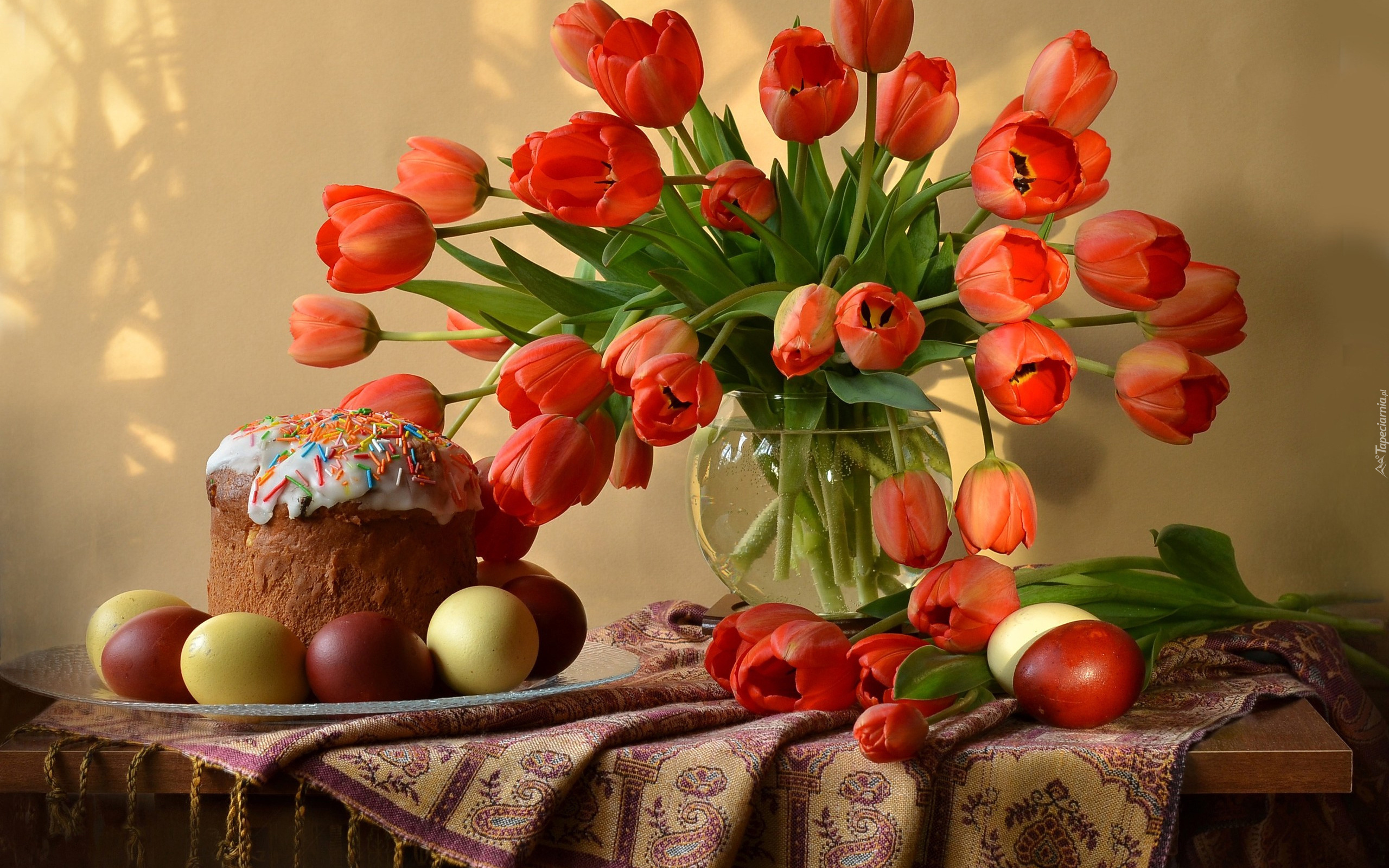 Wielkanoc, Ciasto, Babka, Tulipany, Kolorowe, Jajka