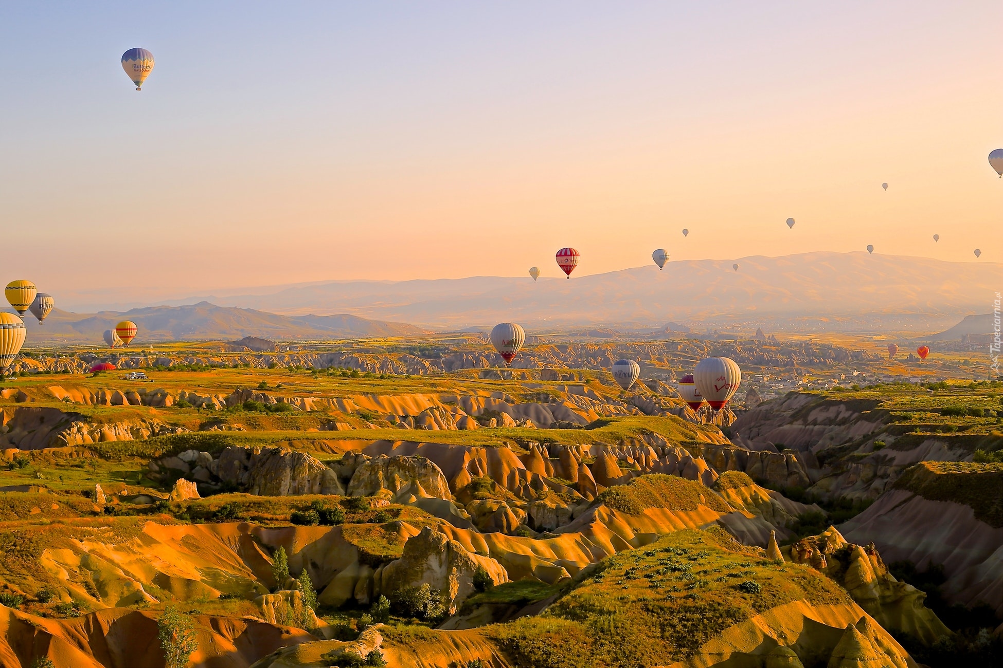 Turcja, Kapadocja, Skały tufowe, Balony