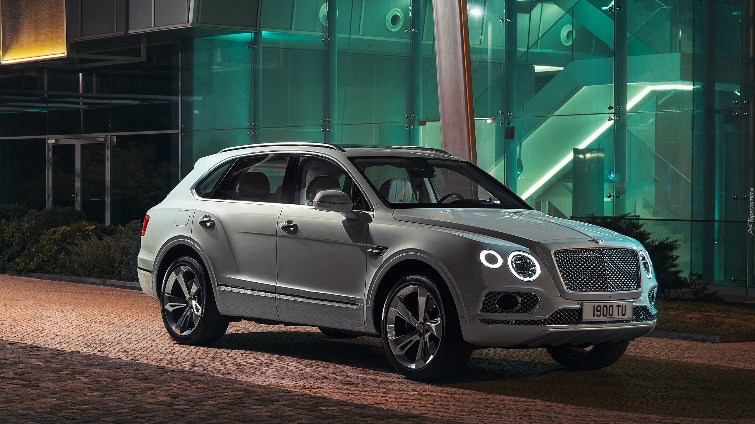 Bentley Bentayga Hybrid, 2018