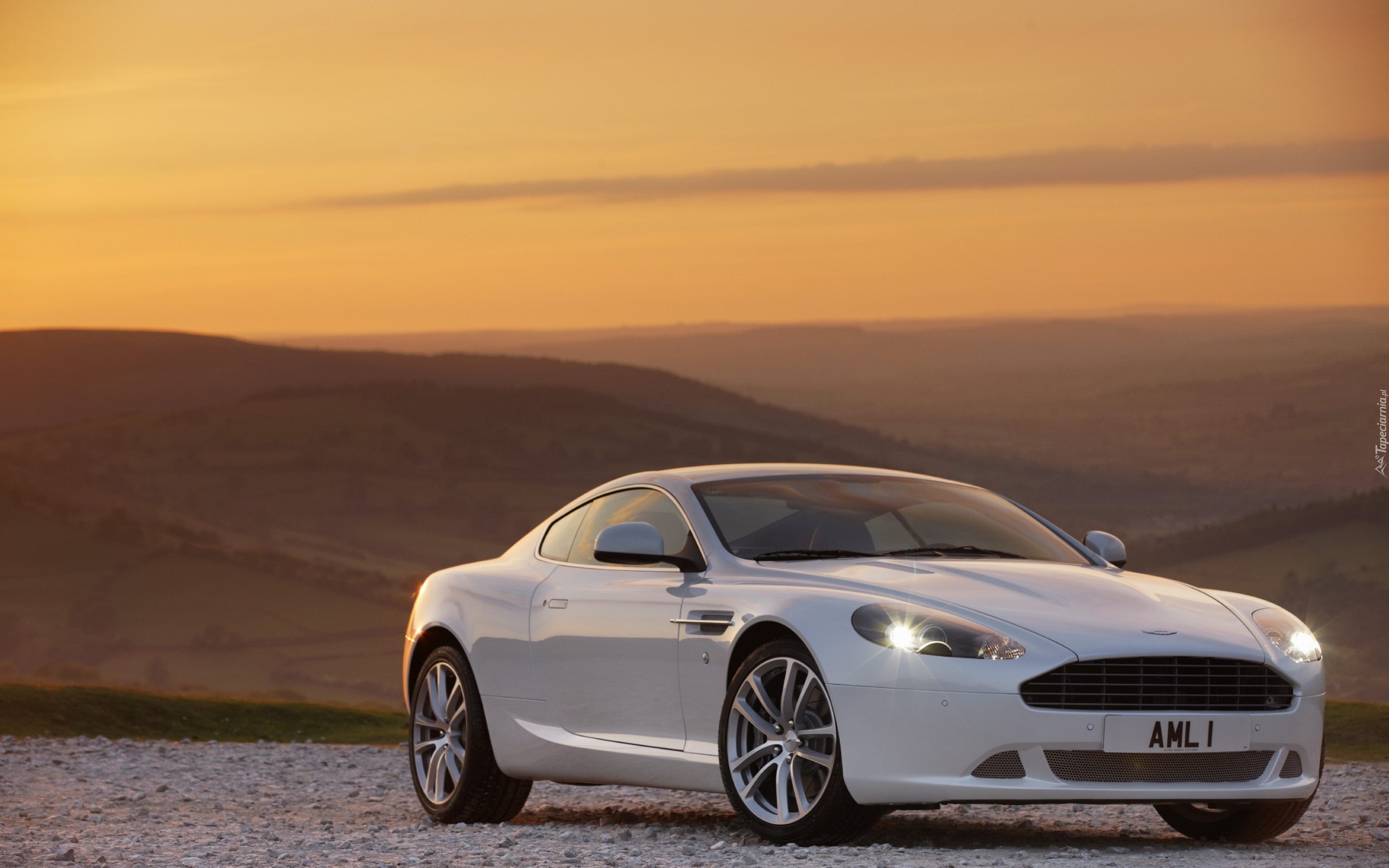 Aston Martin DB9