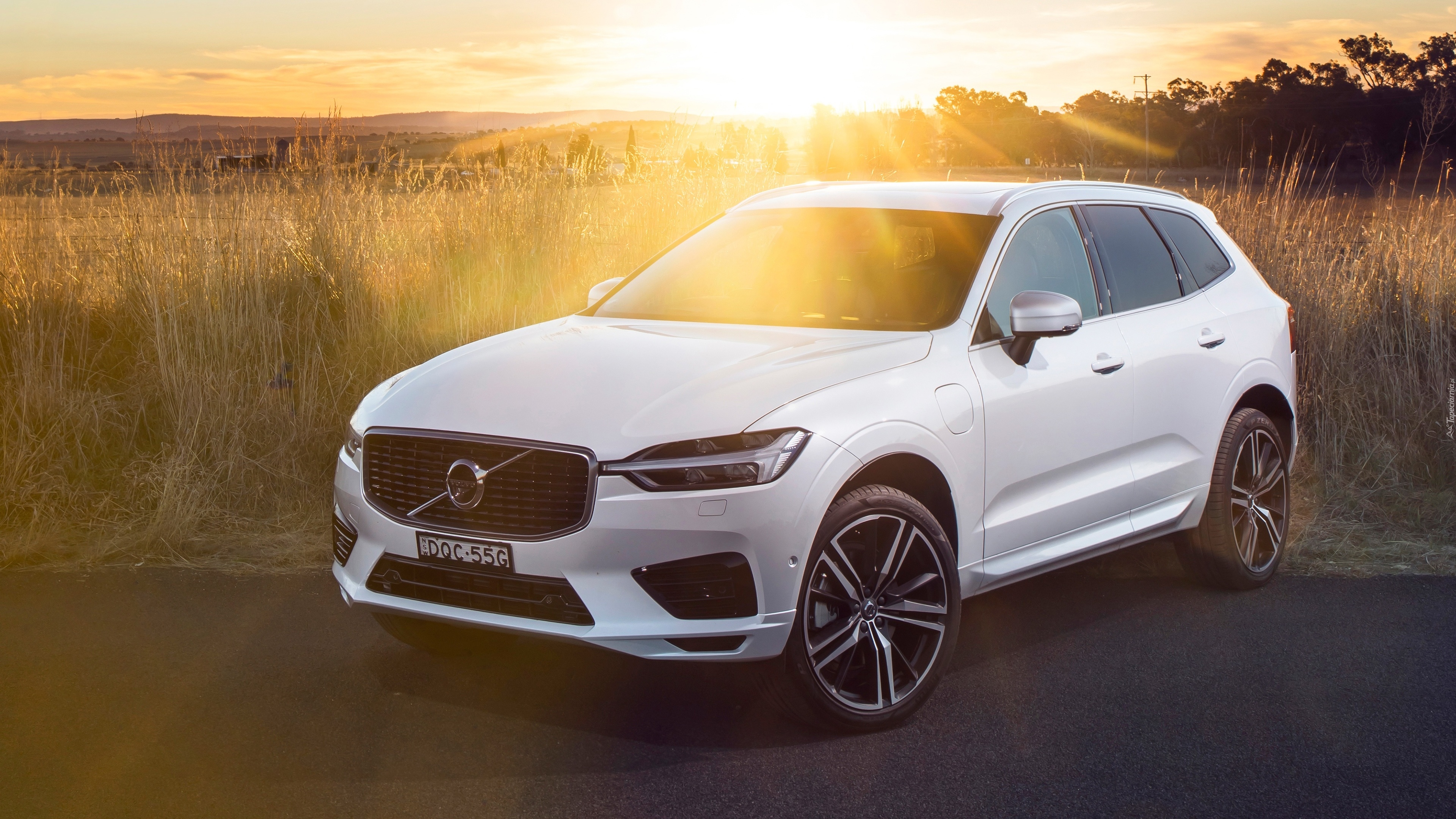 Białe, Volvo XC60, 2017