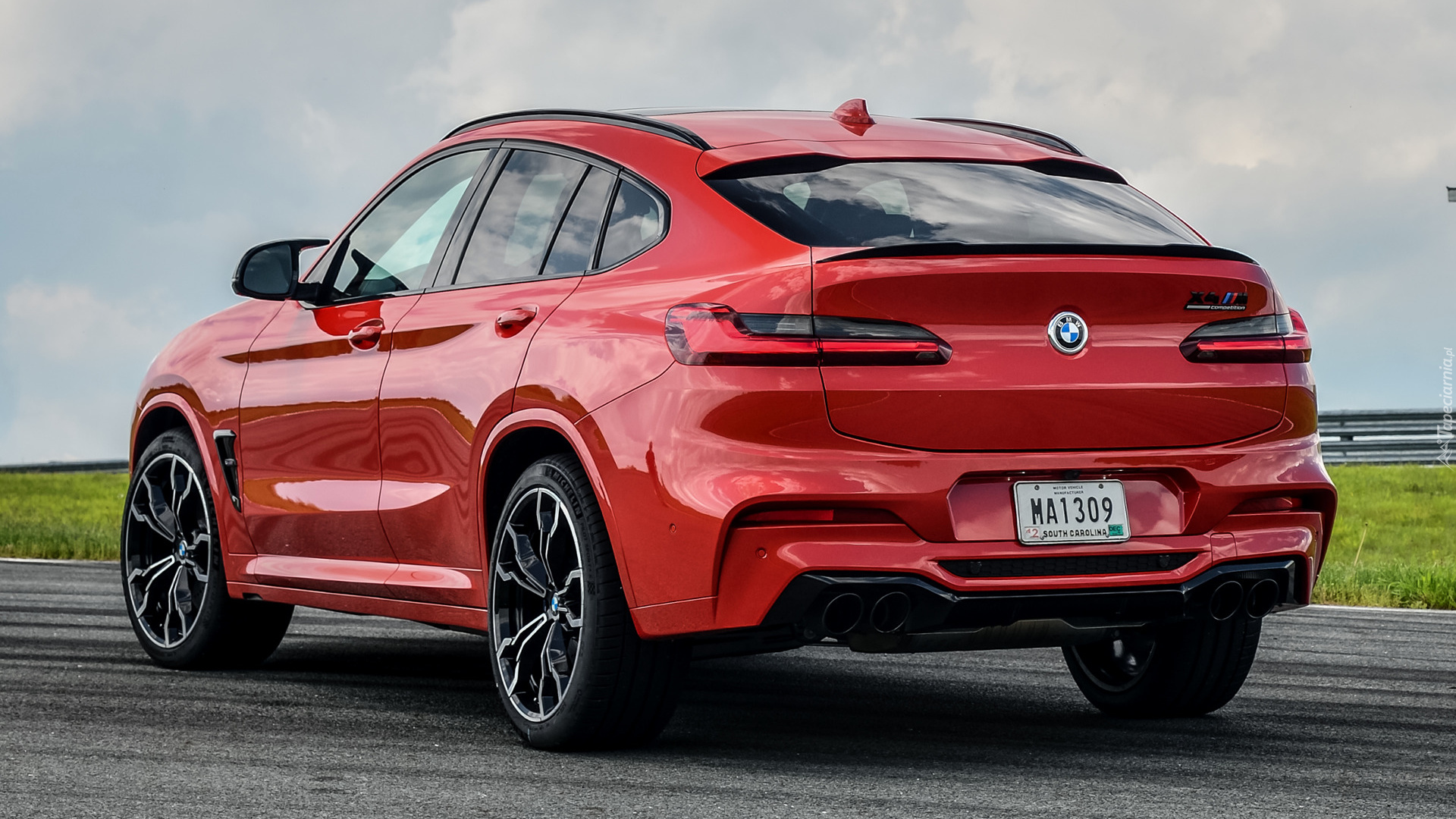 Czerwone, BMW X4 M, Tył