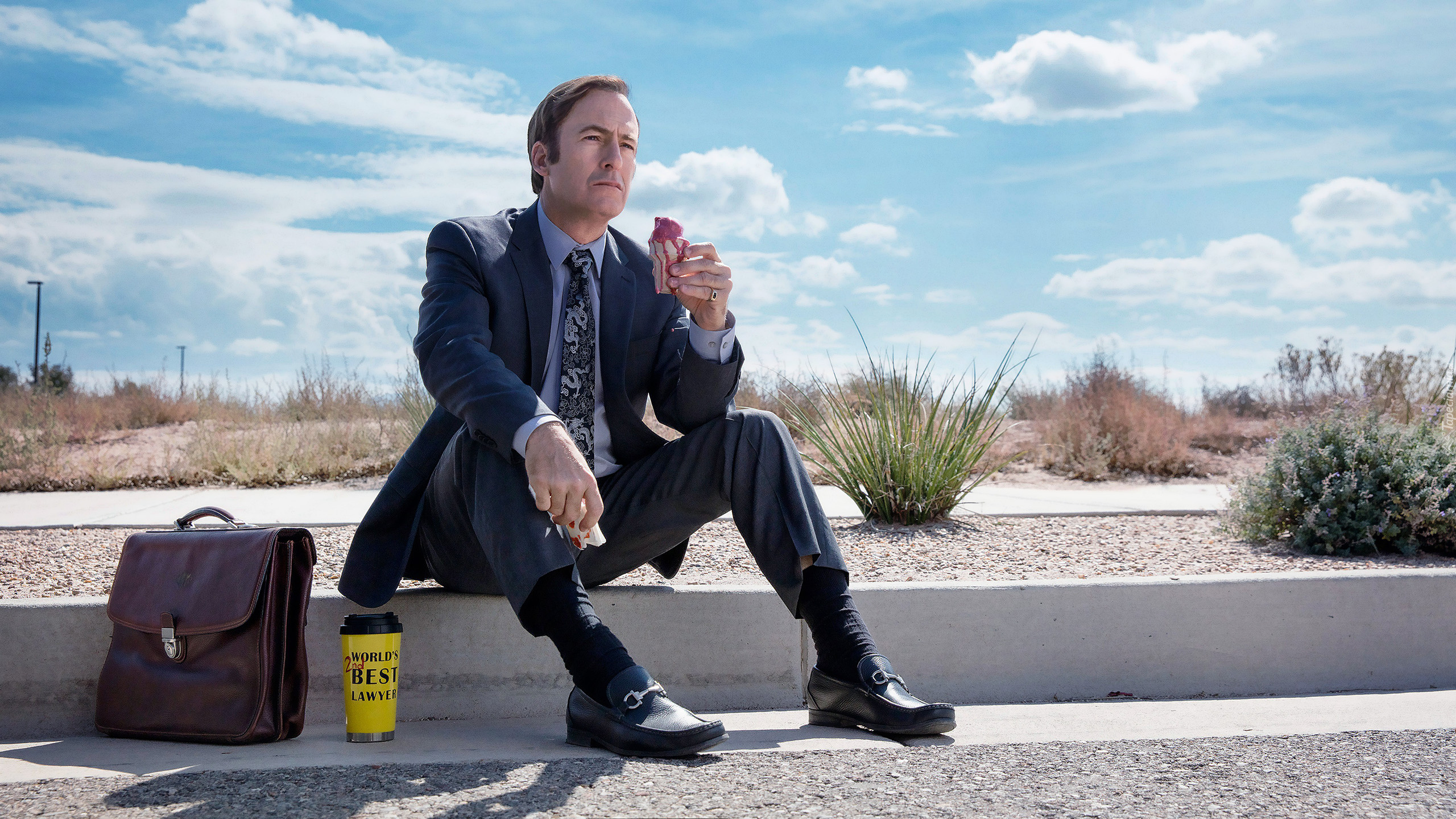 Serial, Better Call Saul, Zadzwoń do Saula, Aktor, Bob Odenkirk, Postać, Jimmy McGill, Saul Goodman, Kawa, Teczka, Lody