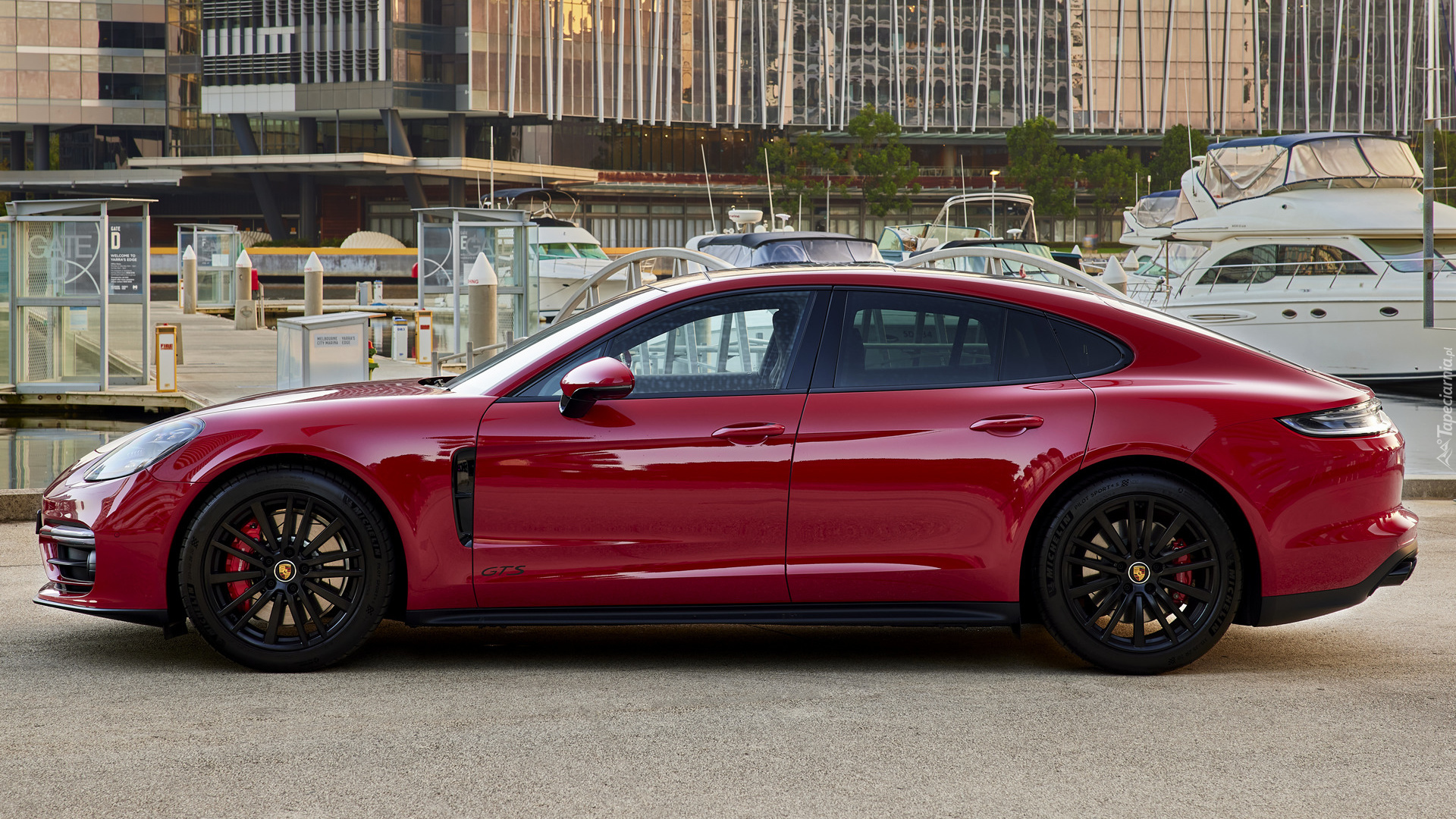 Porsche Panamera GTS, 2021