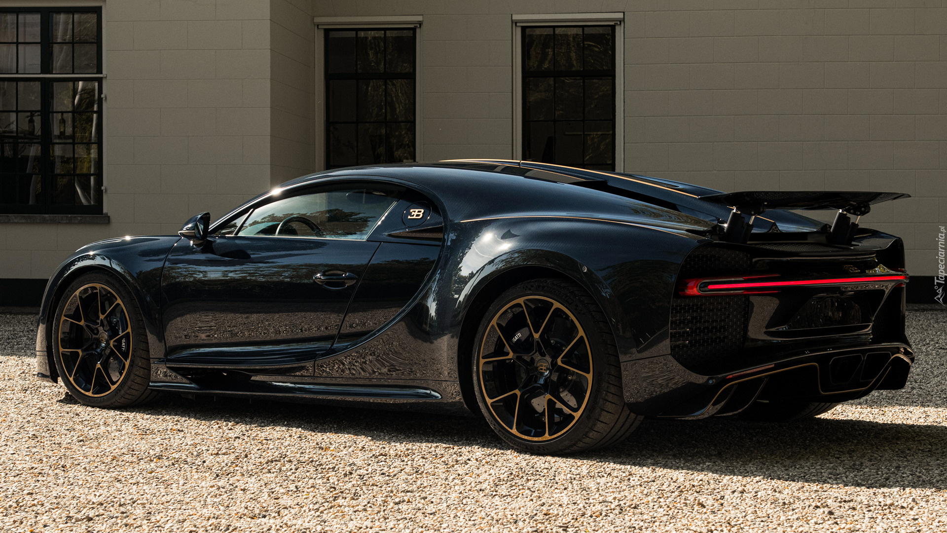 Bugatti Chiron LEbe, Bok