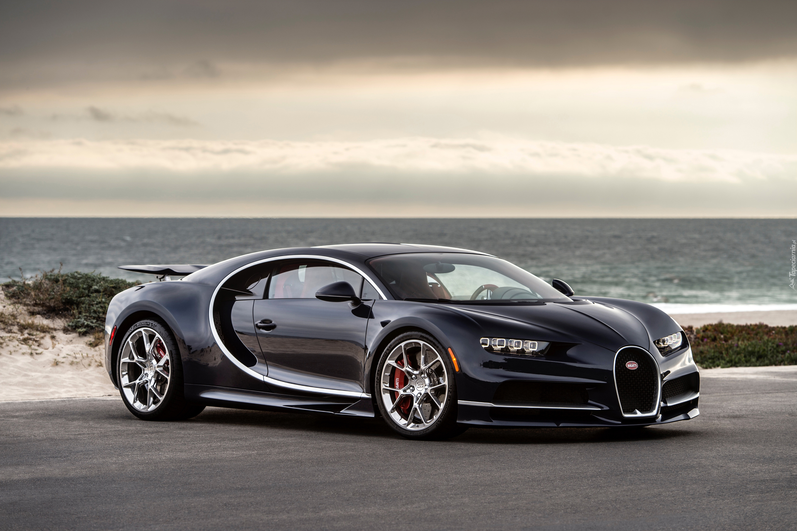 Bugatti Chiron, 2016-2017