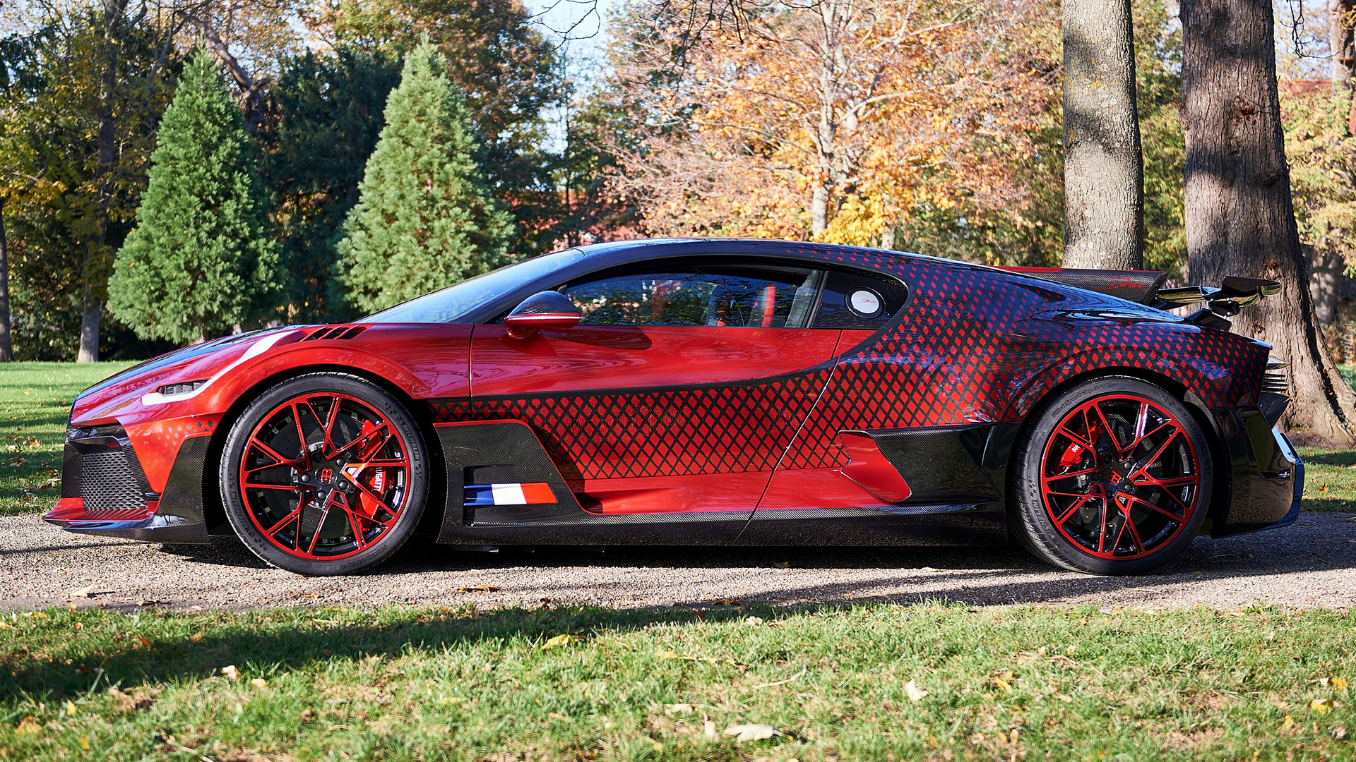 Bugatti Divo Lady Bug, Bok