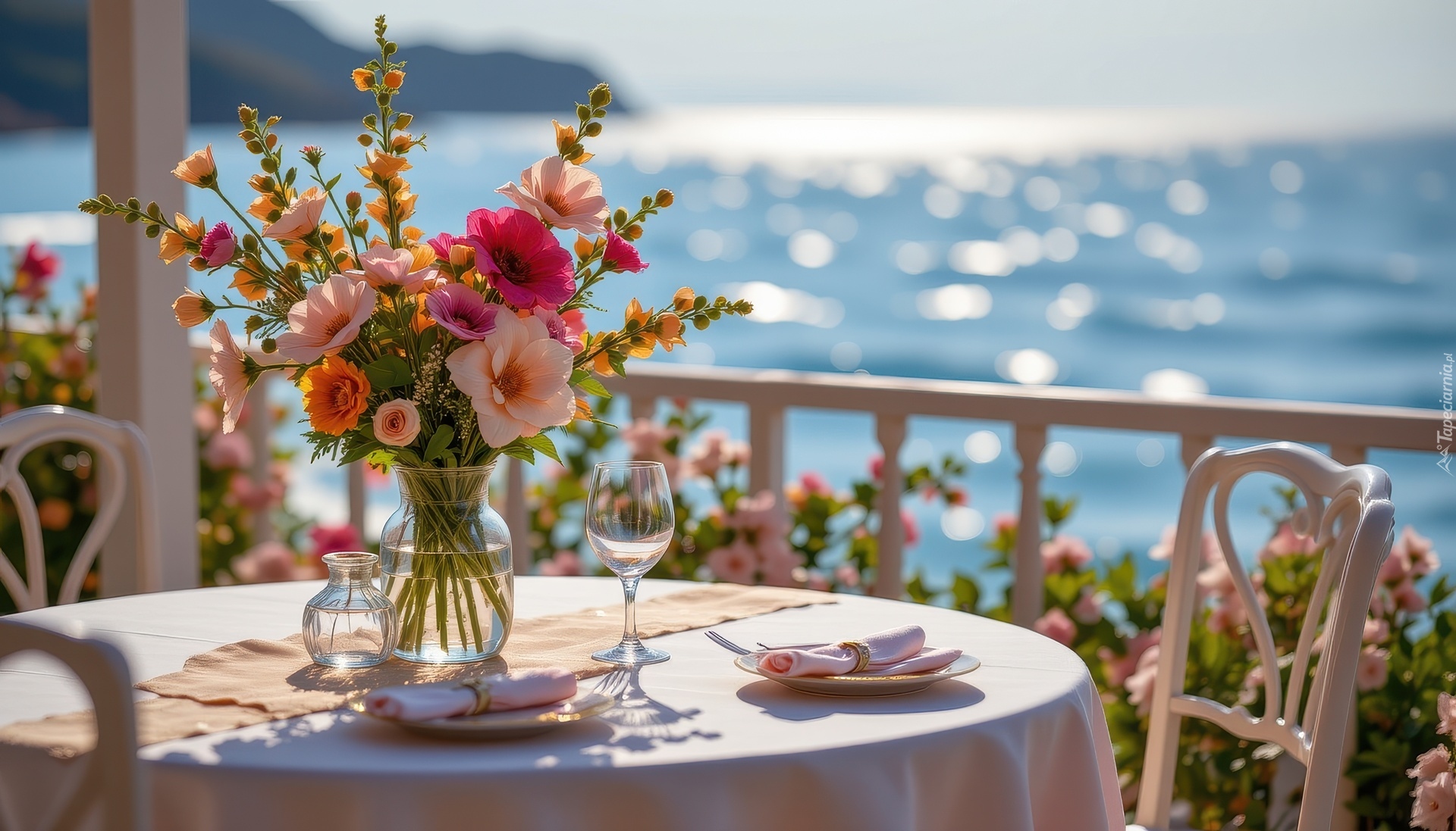Bukiet kwiatów, Stół, Taras, Morze, Grafika AI