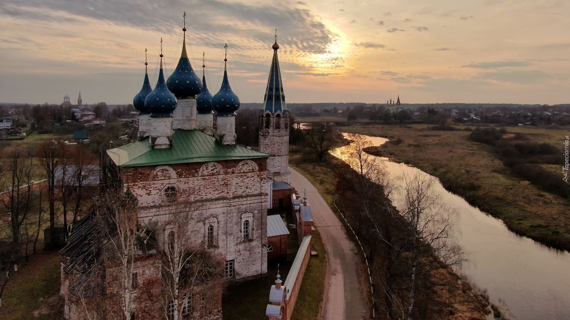 Cerkiew, Rzeka, Wschód słońca