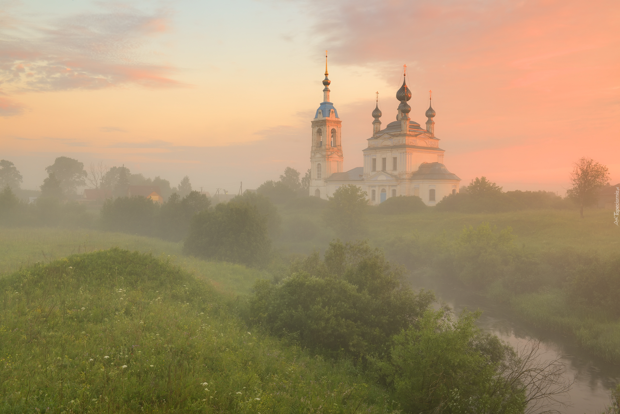 Wschód słońca, Cerkiew, Jesień, Mgła, Rzeka, Drzewa