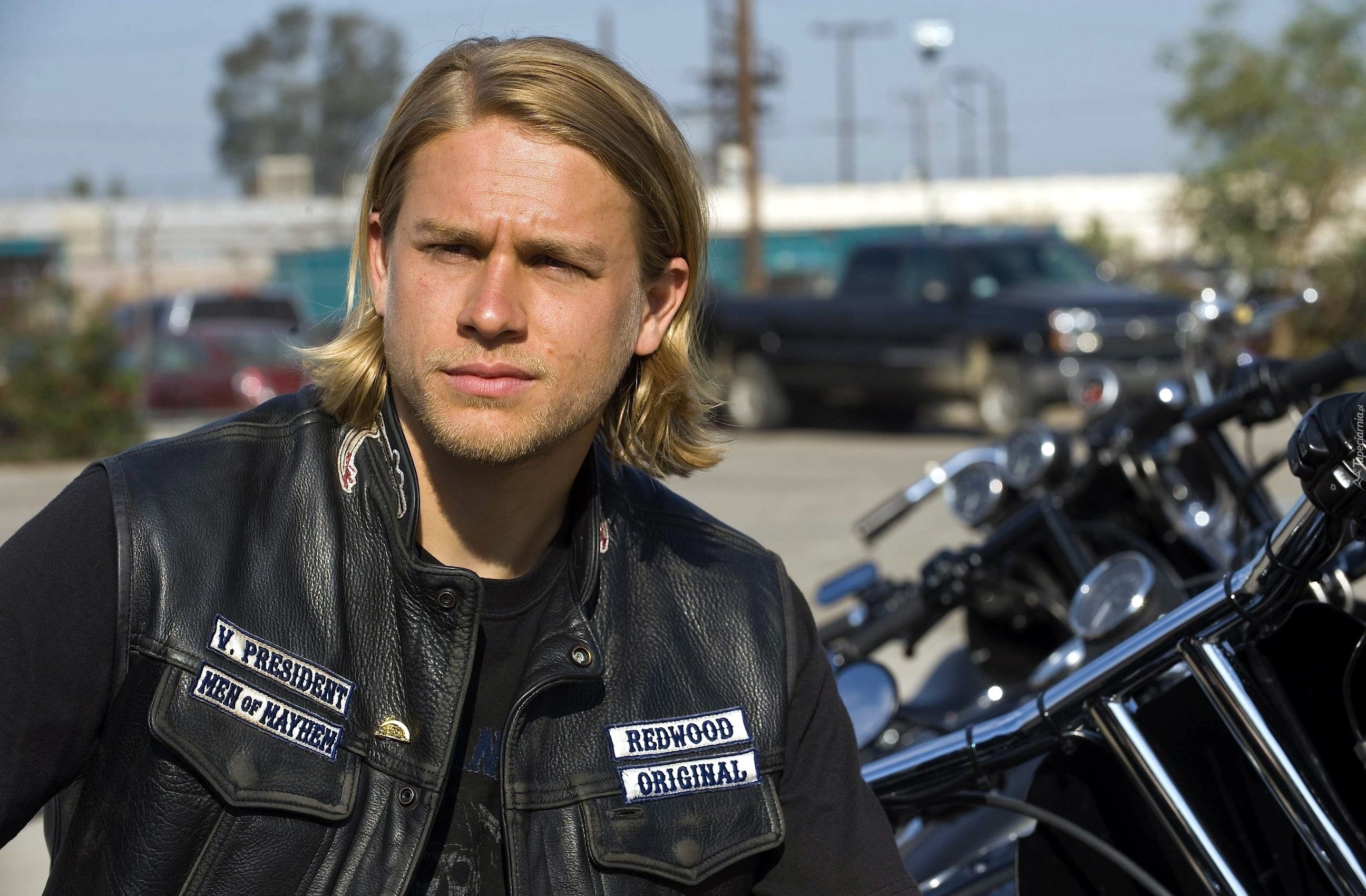 Charlie Hunnam, Kurtka, Synowie Anarchii, Sons of Anarchy