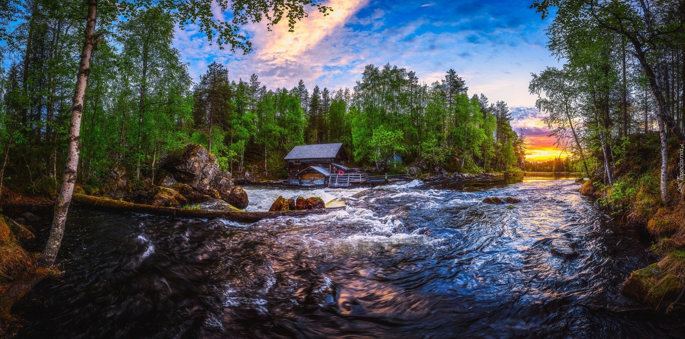 Park Narodowy Oulanka, Drewniany, Młyn Myllykoski, Laponia, Finlandia, Rzeka, Las, Drzewa, Wschód słońca